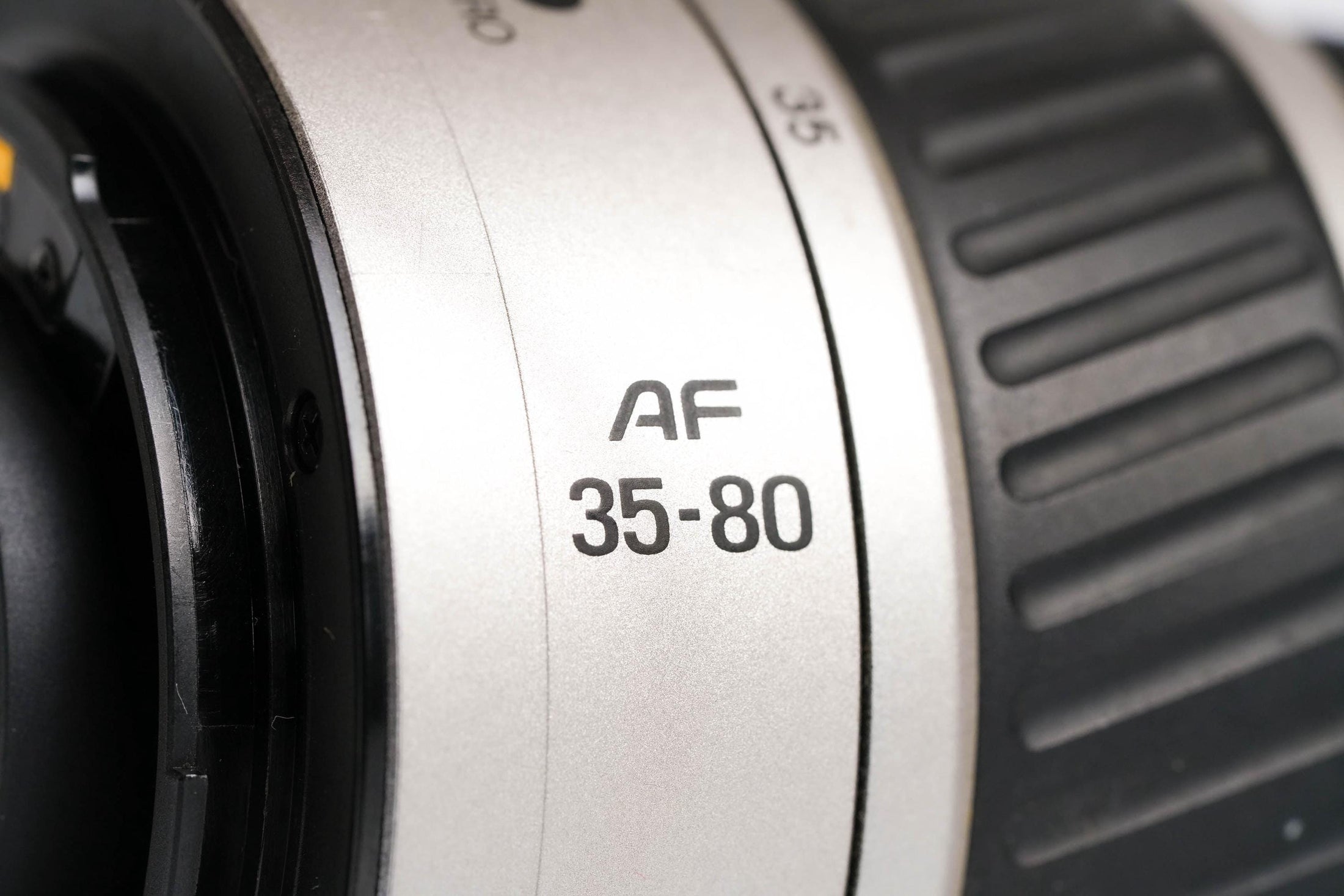 Minolta 35-80mm f/4-5.6 AF Zoomlens – Compacte en Veelzijdige Minolta AF-lens