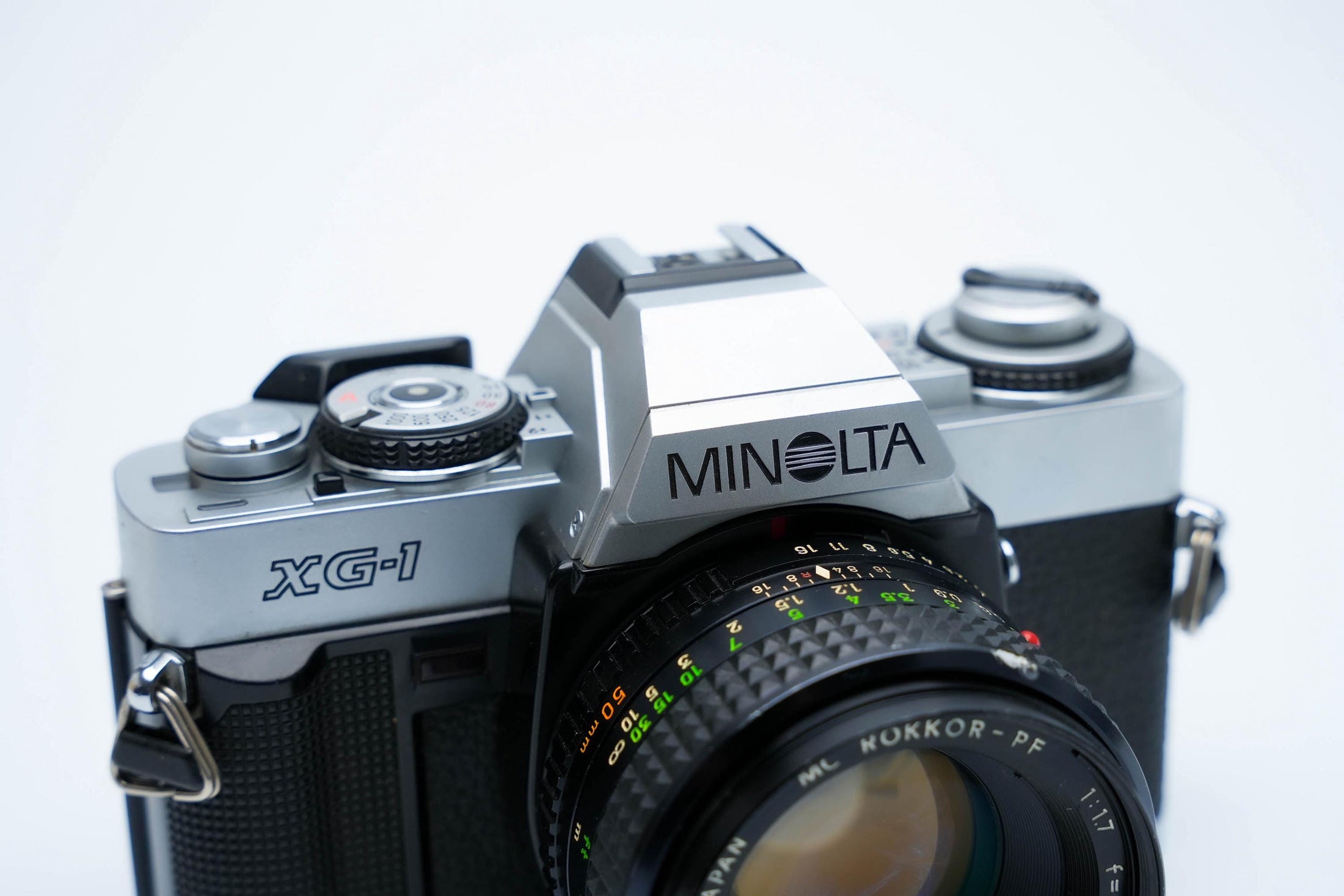 Minolta XG-1 + MC Rokkor-PF 50mm f/1.7 + gratis Kodak Gold 35mm film