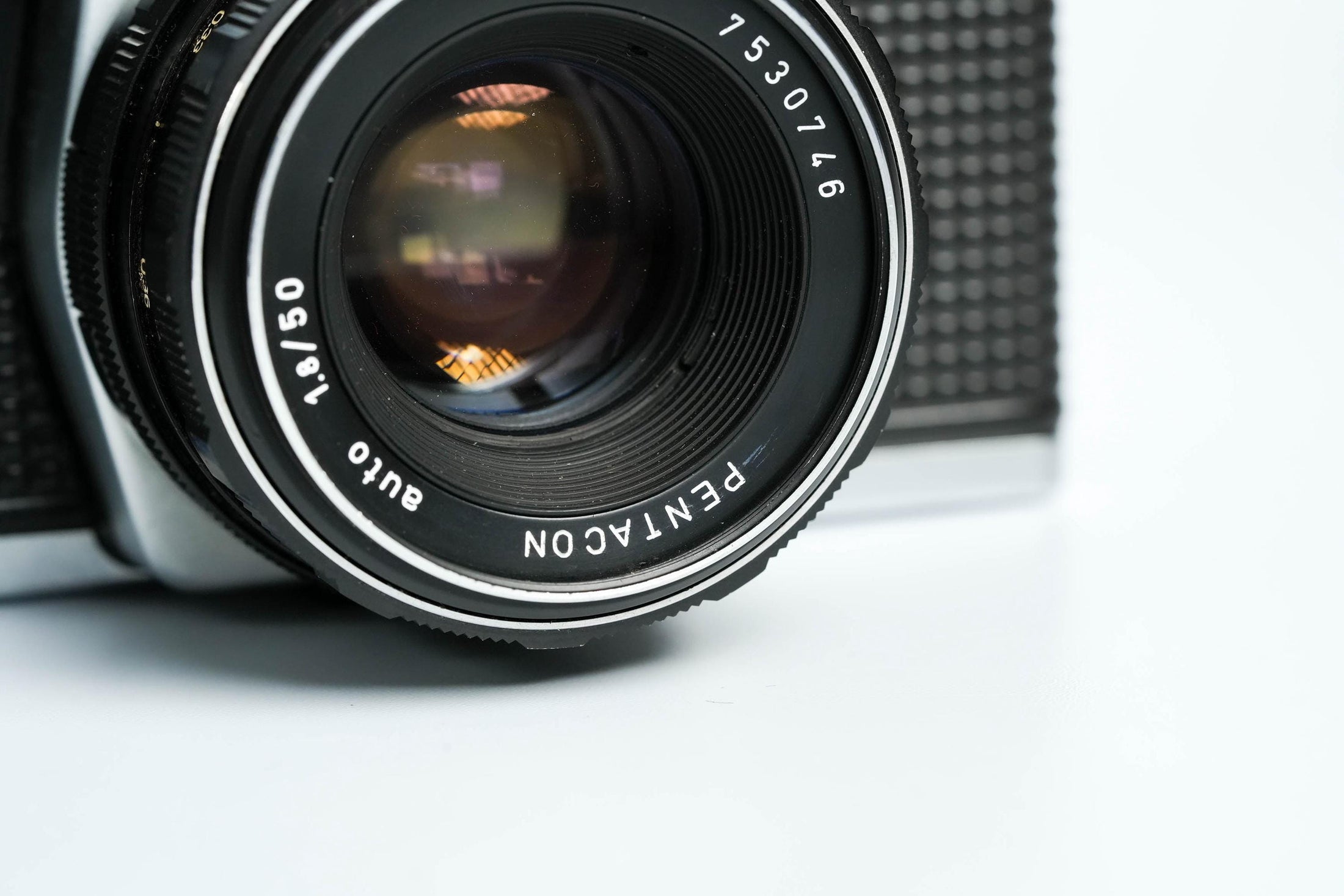 Praktica Super TL 3 + Pentacon 50mm f/1.8 – Klassieke SLR met gratis 35mm film