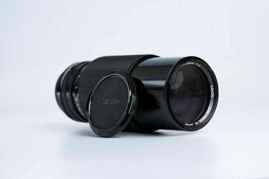 Canon FD 70-210mm f/4 Telezoom – Vintage Kwaliteit met Schitterende Optiek