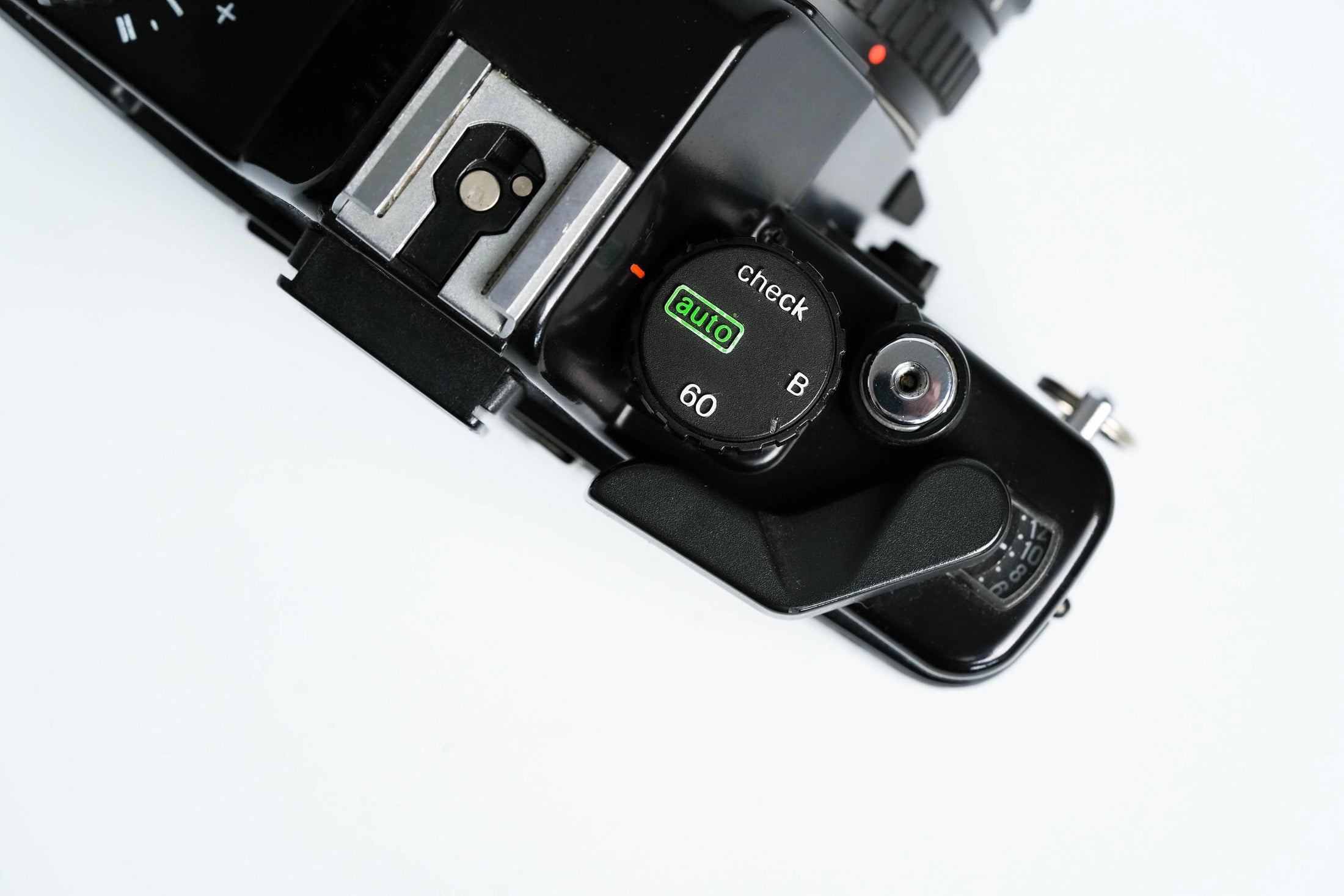 Praktica BCA + Prakticar 50mm f/2.4 + gratis 35mm film – Elektronische vintage SLR