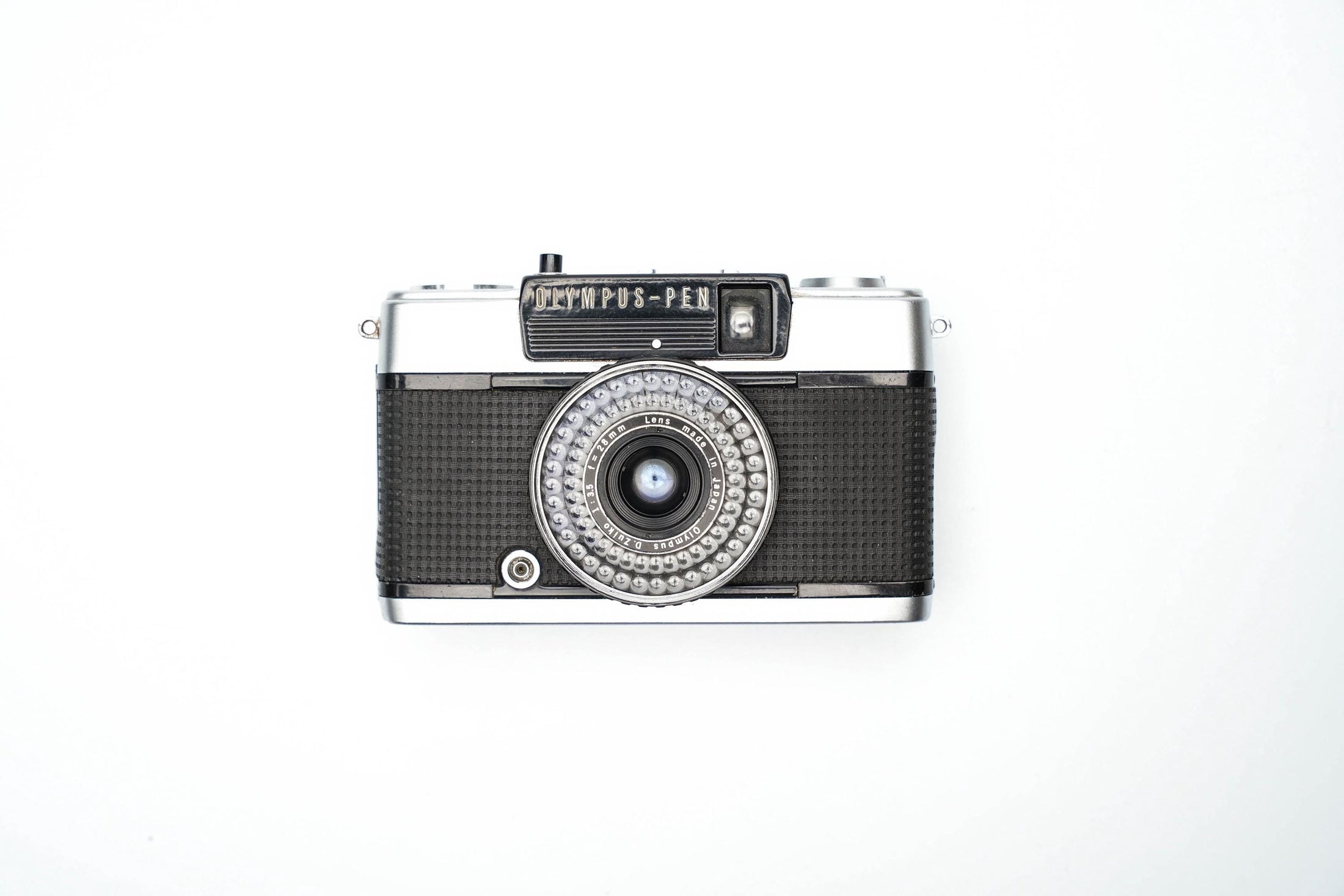 Olympus Pen EE-3 – Iconische Half-Frame Camera | Werkend met Gebruikerssporen