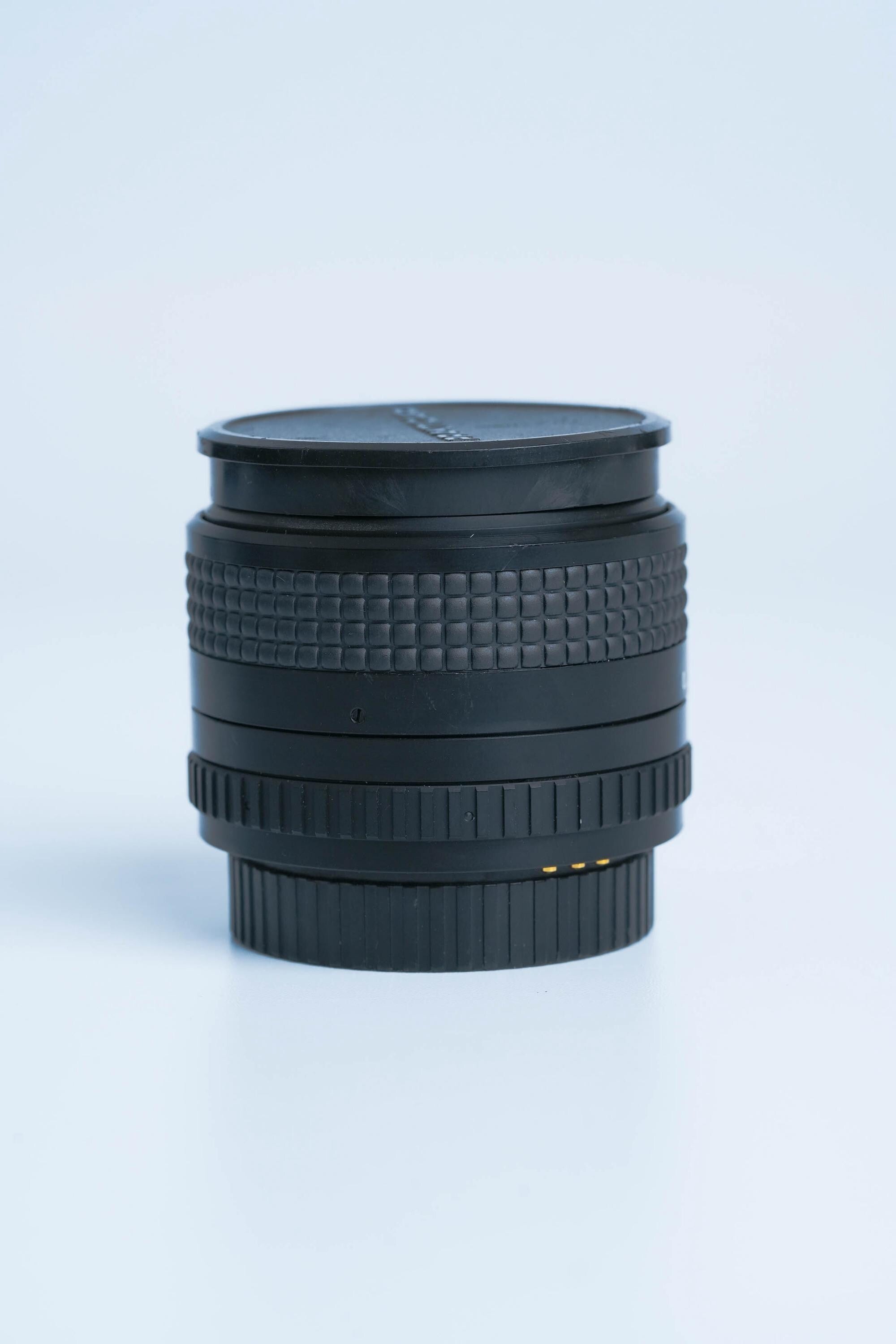 Pentacon Prakticar 28mm f/2.8 – Vintage Groothoeklens (PB-vatting) | Volledig Werkend