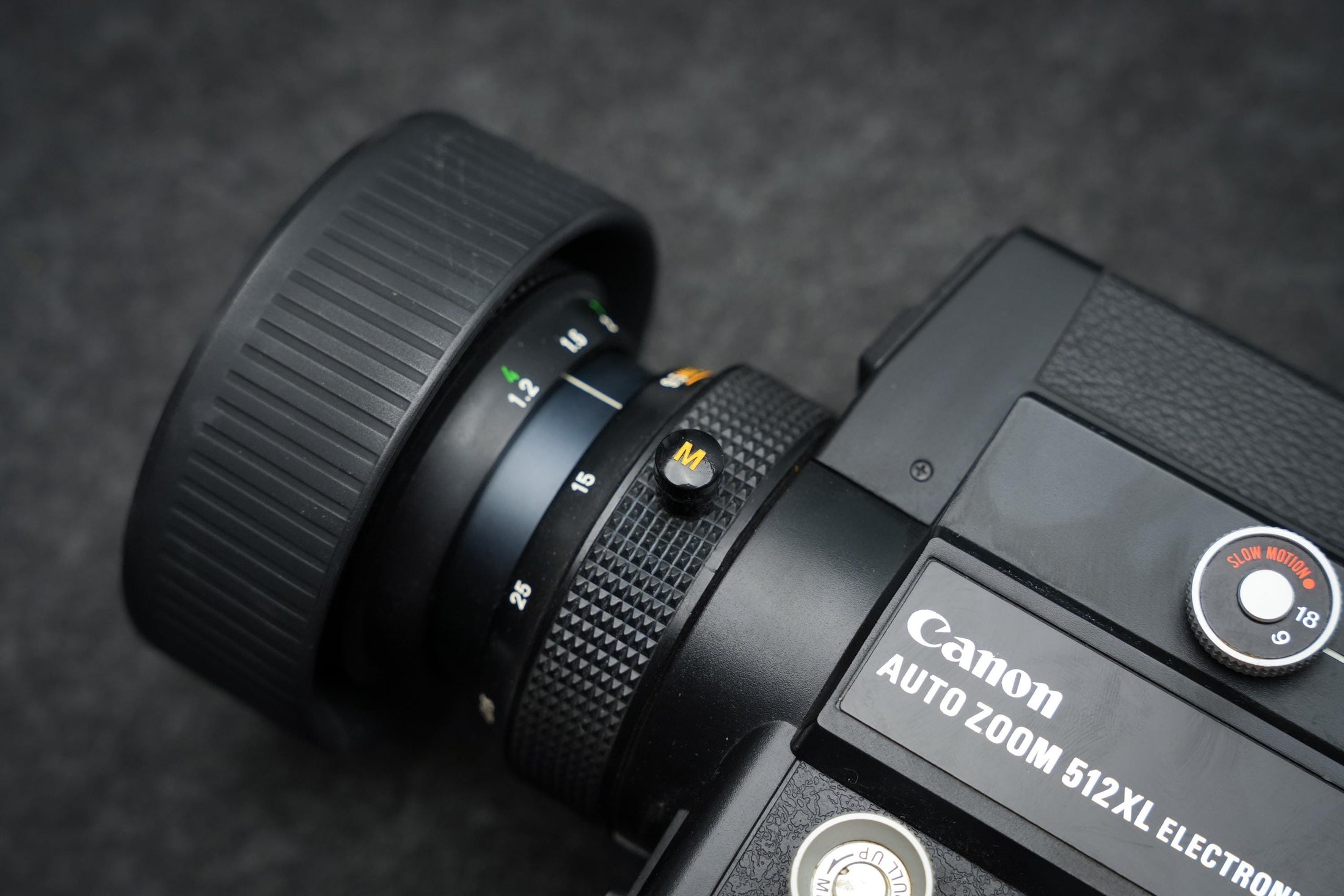 Canon Auto Zoom 512XL Electronic – Super 8 Filmcamera – 1975 – Zwart – XL Systeem – Macro Lens – Voor Filmmakers & Verzamelaars