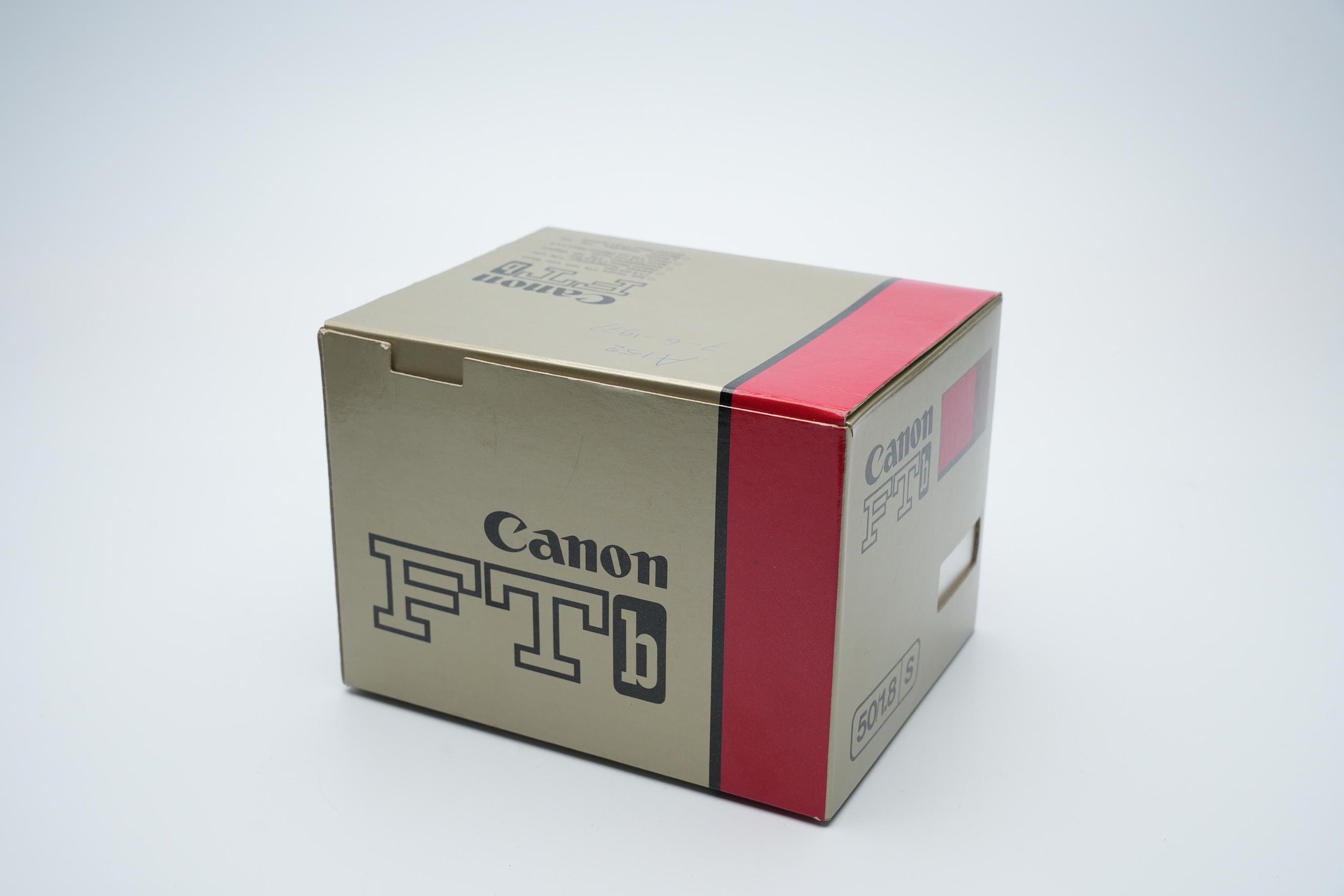 Canon FTb QL 35mm Spiegelreflexcamera met 50mm f/1.8 Lens – Compleet in Originele Doos
