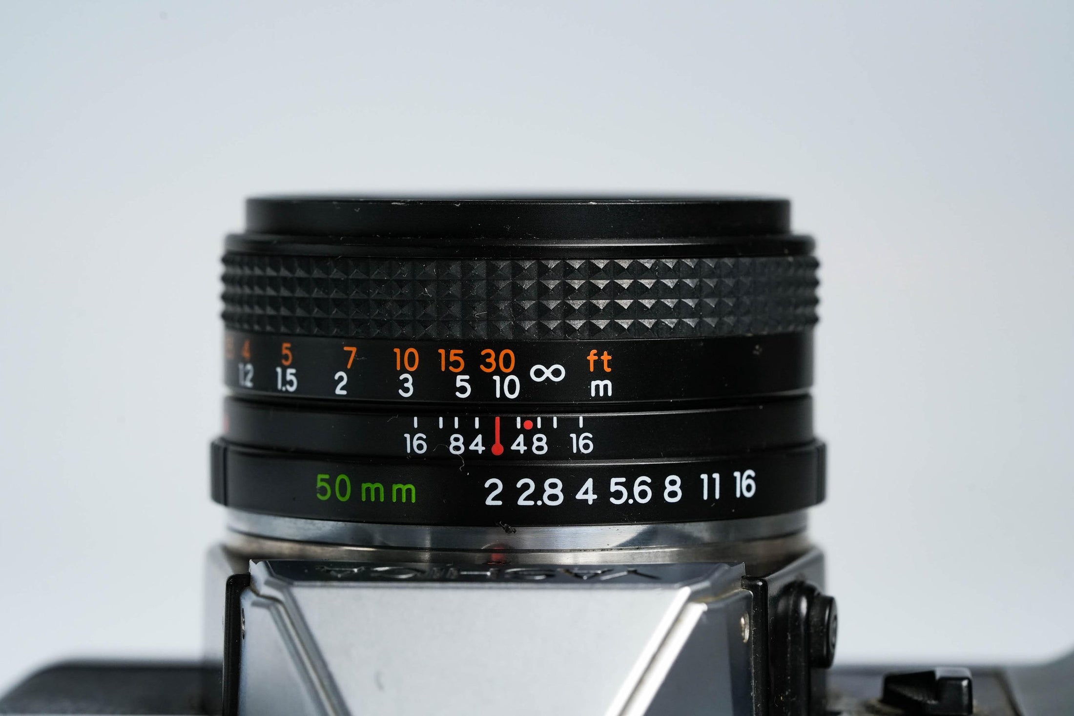 Yashica FX-70 Quartz + Yashica 50mm f/2 + Gratis Kodak Gold – Vintage 35mm SLR | Volledig werkend