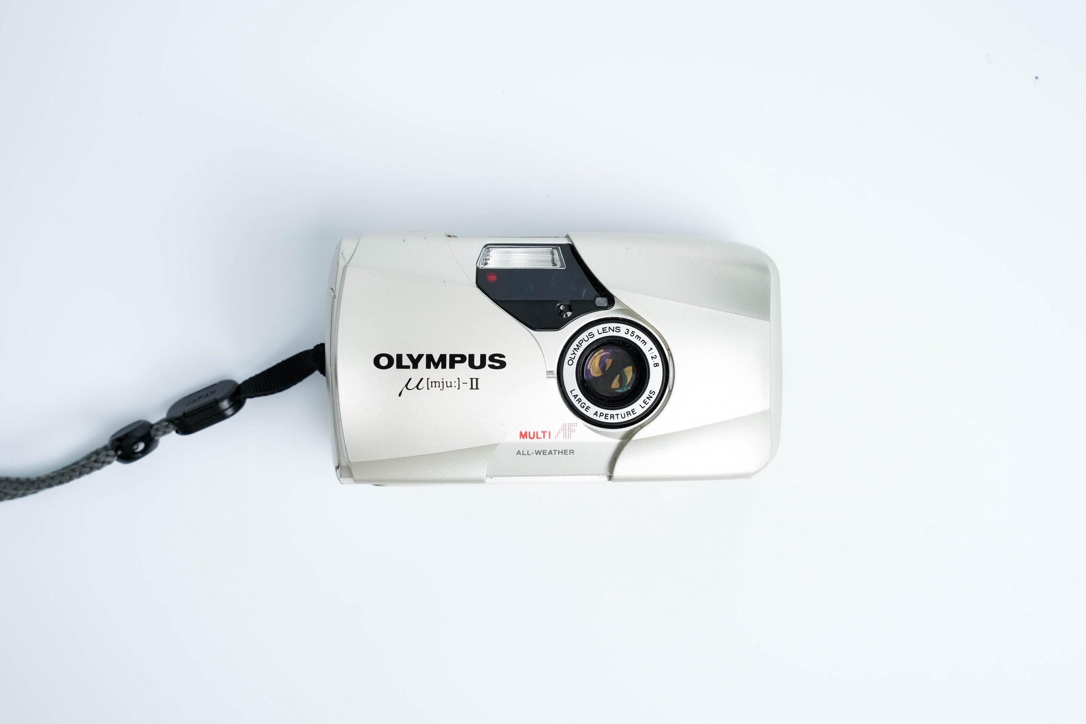 Olympus Mju-II (µ[mju:]-II) + gratis Kodak Gold Film (volledig werkende camera)