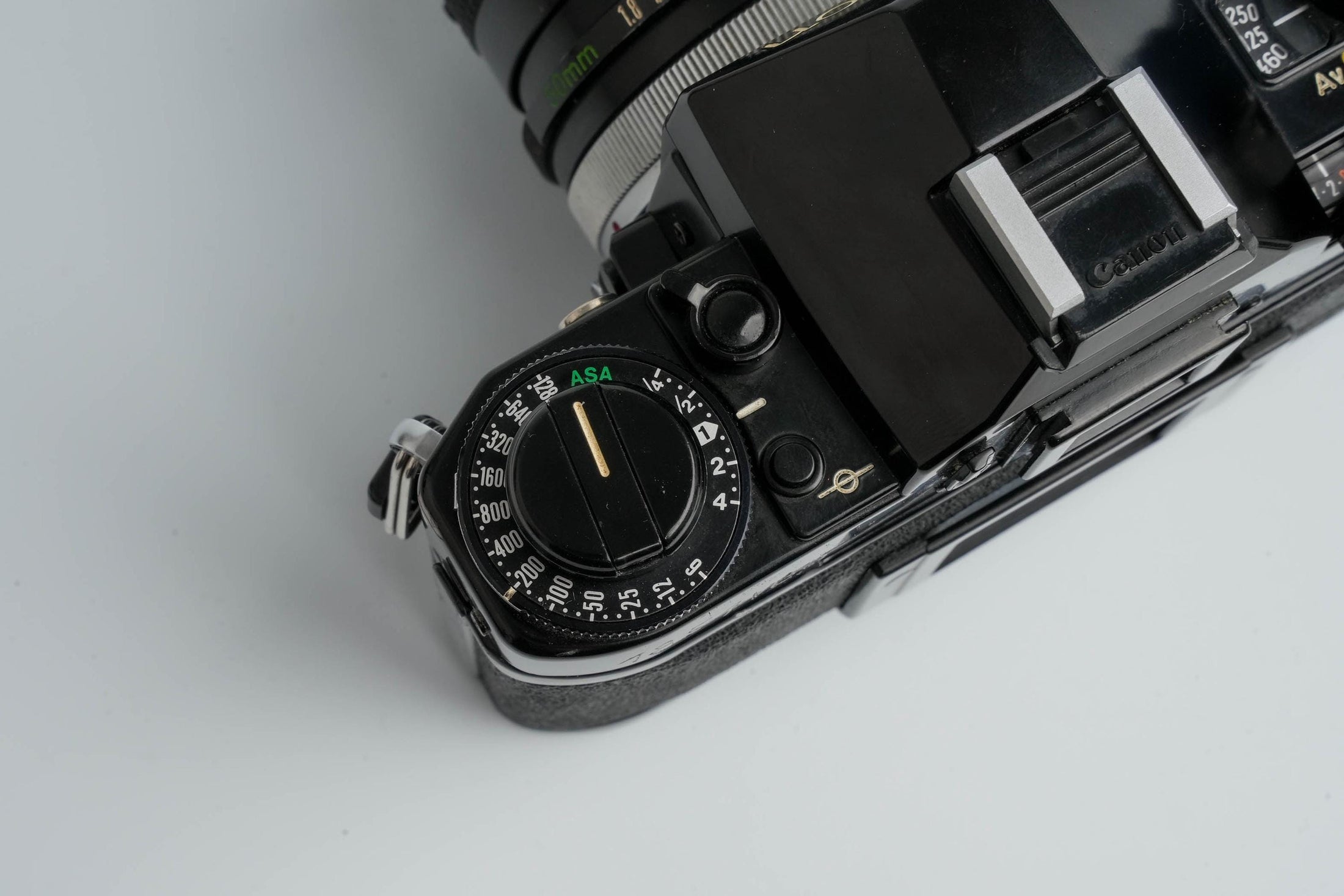 Canon A-1 Zwart – Vintage 35mm SLR met Canon FD 50mm f/1.8 Lens – Getest en Werkend