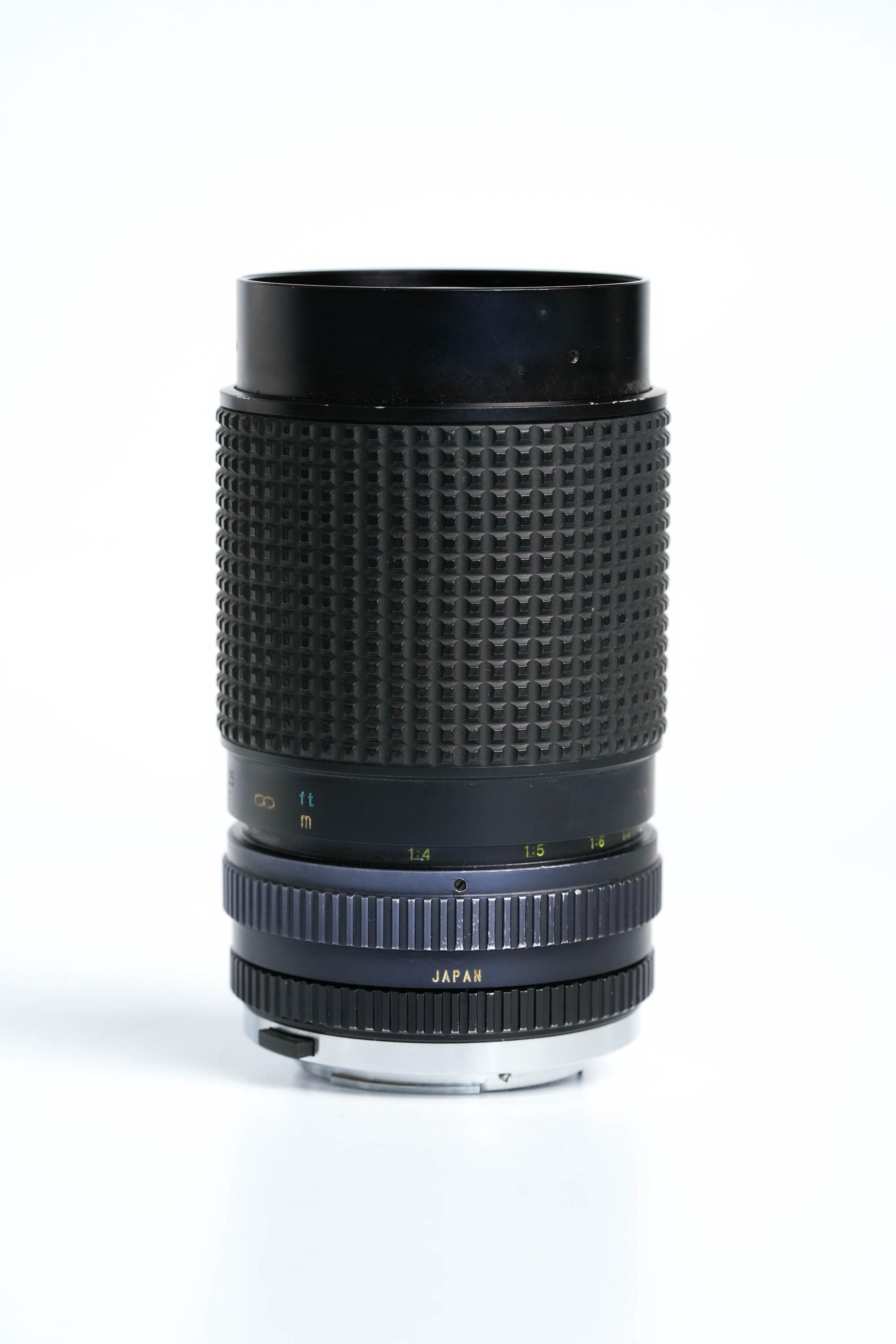 Tokina RMC 35-135mm f4-4.5 (OM-mount) – Vintage Allround Zoomlens