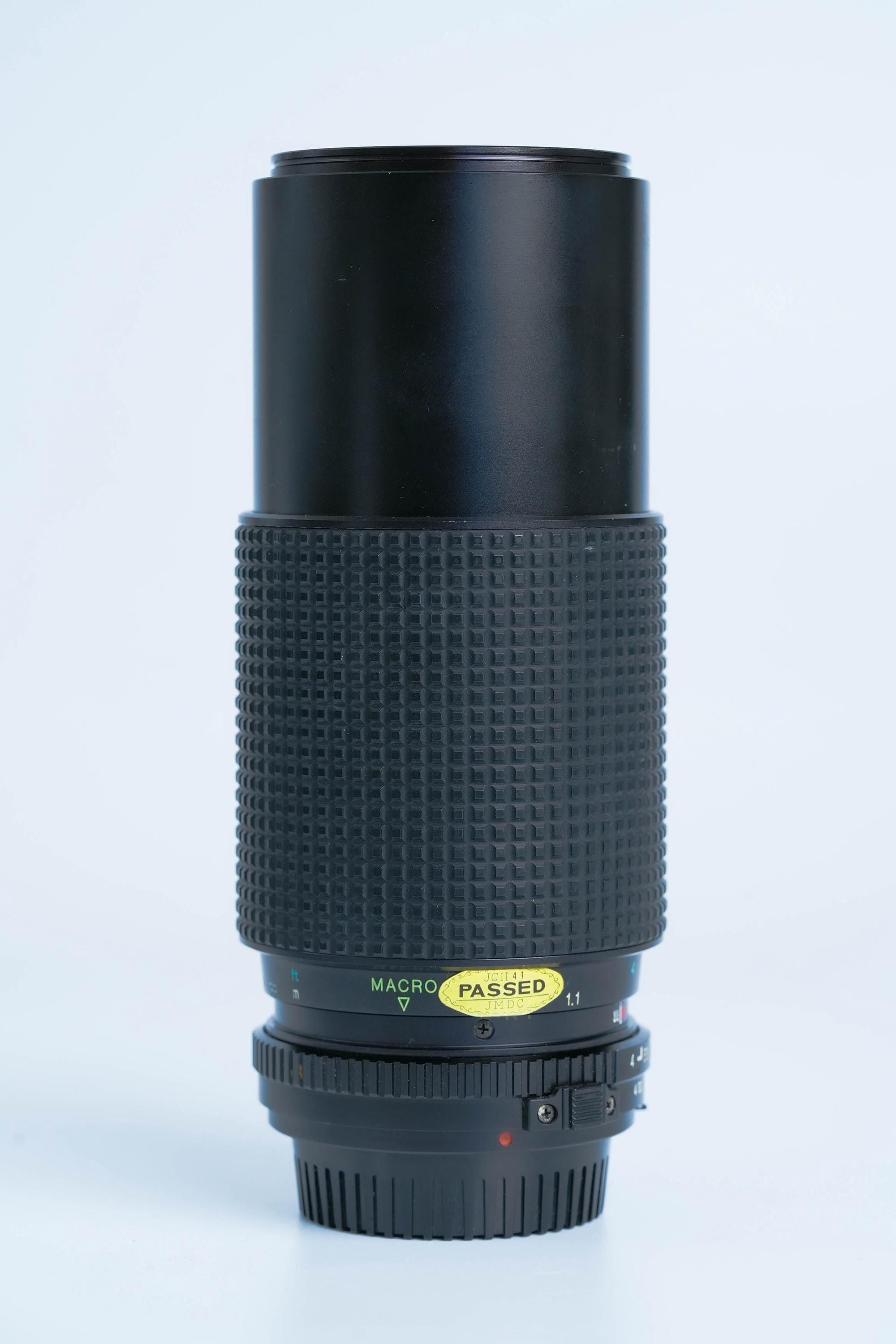 Tokina 70-210mm f/4 Telezoomlens (Minolta MD) – Vintage MF Lens | Volledig Werkend