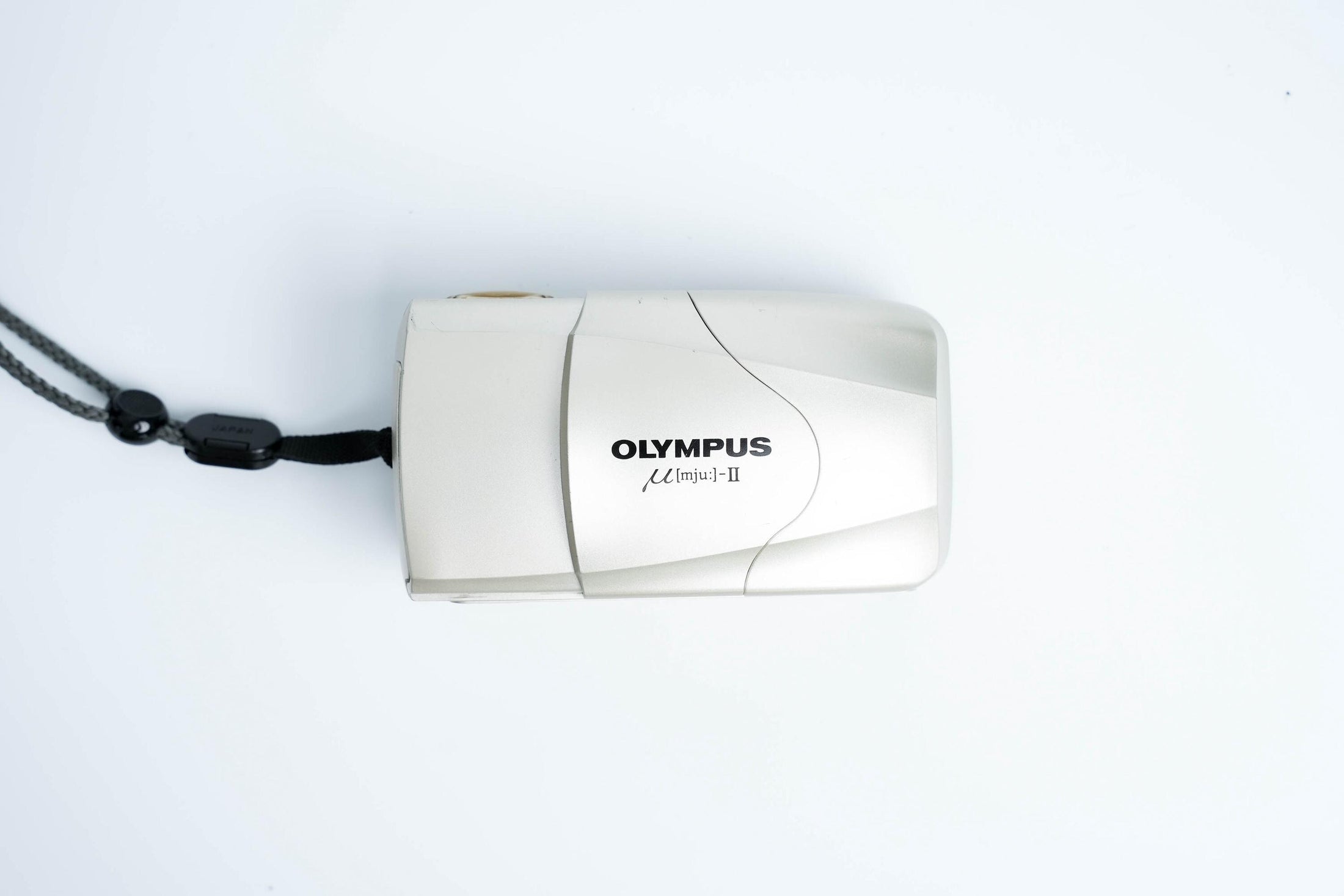 Olympus Mju-II (µ[mju:]-II) + gratis Kodak Gold Film (volledig werkende camera)
