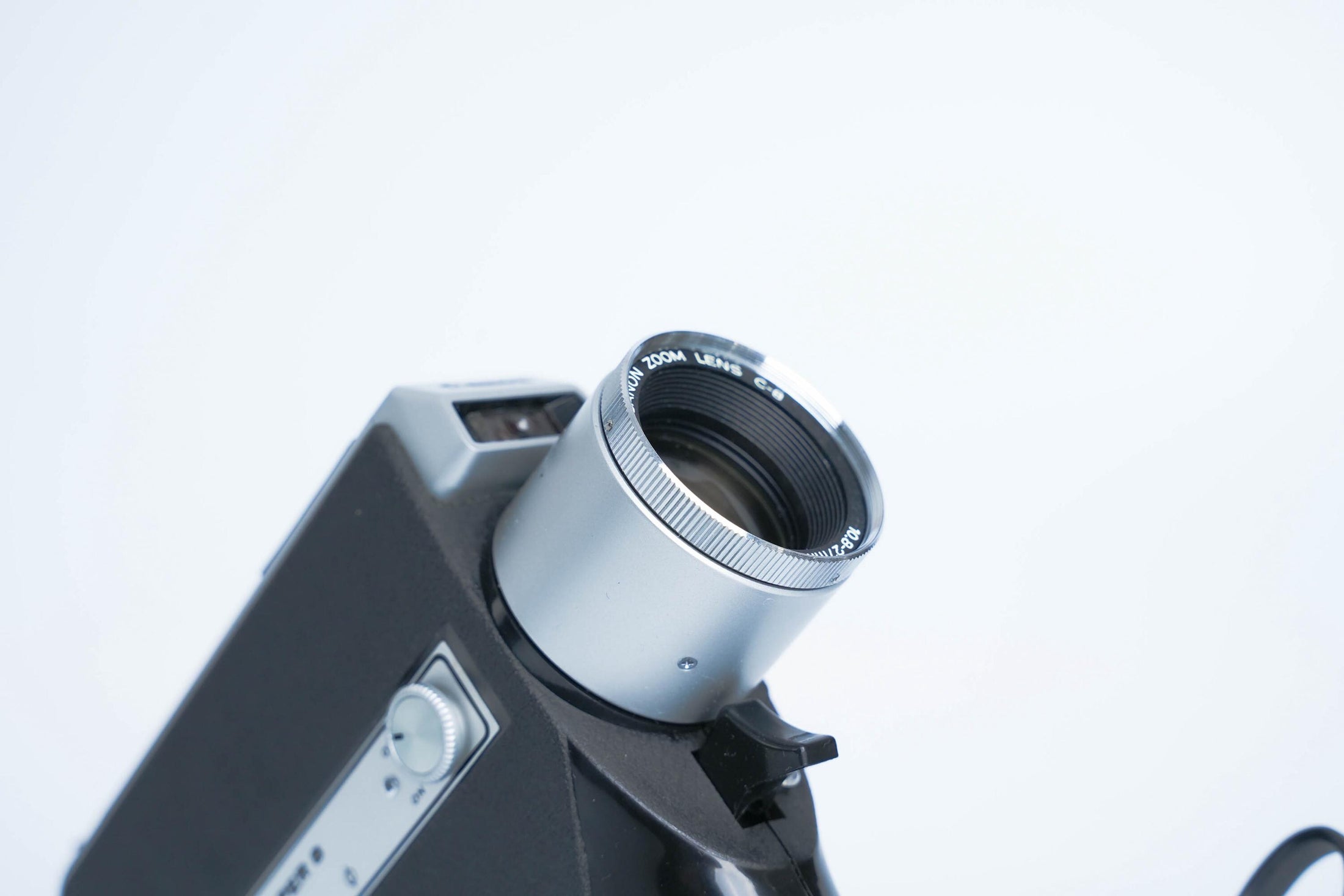 Canon Zoom 250 Super 8 – Vintage Filmcamera met 10.8-27mm Lens | Compleet en Werkend