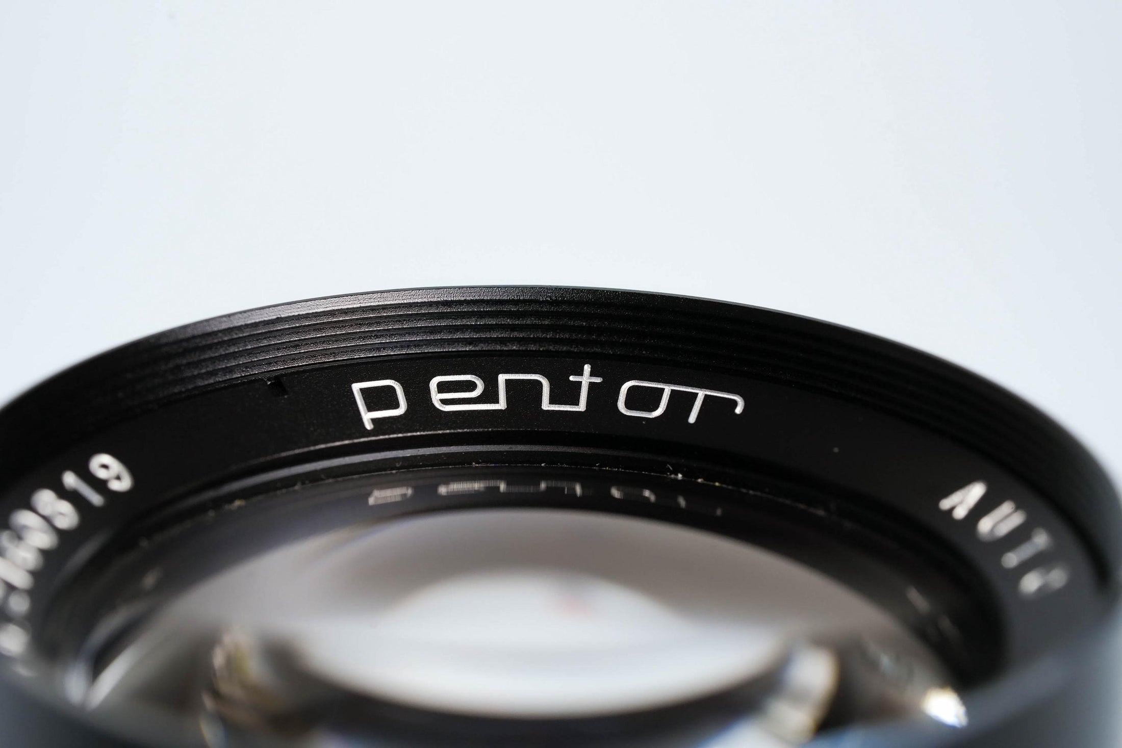 Pentor 135mm f/2.8 – Klassieke Telelens met M42 Mount