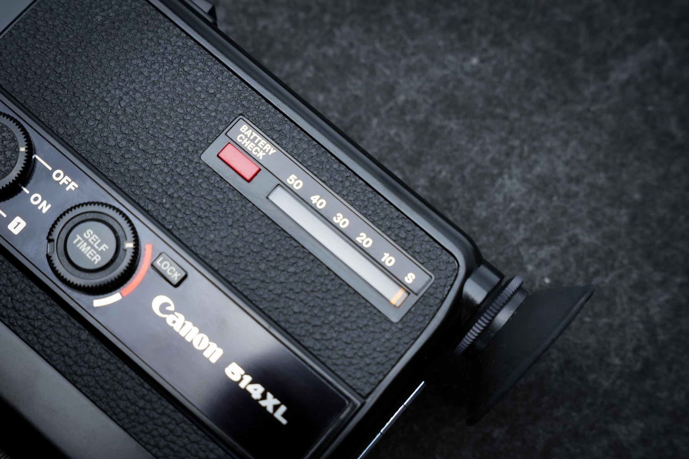 Canon 514XL Super 8 Filmcamera uit 1976 – Zwart – Compacte retro videocamera met zoomlens – Voor filmmakers, reizigers, verzamelaars