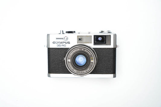 Olympus 35 RC – Compacte 35mm Camera met E. Zuiko 42mm f/2.8 Lens | Volledig Werkend