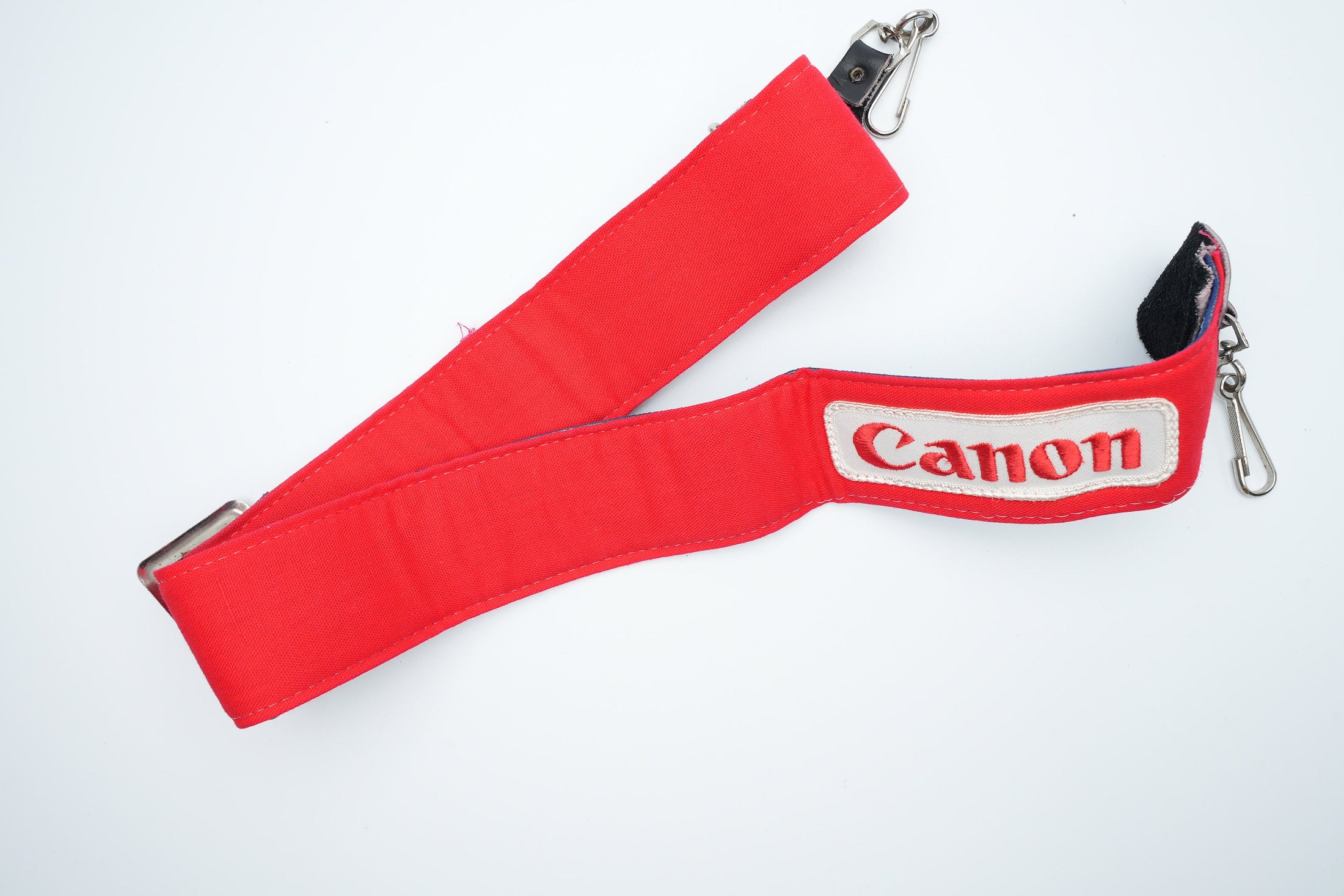 Zeldzame Rode Canon Cameraband – Vintage Stijl, 100 cm / 39.4 inch – Stevige en Comfortabele Draagriem