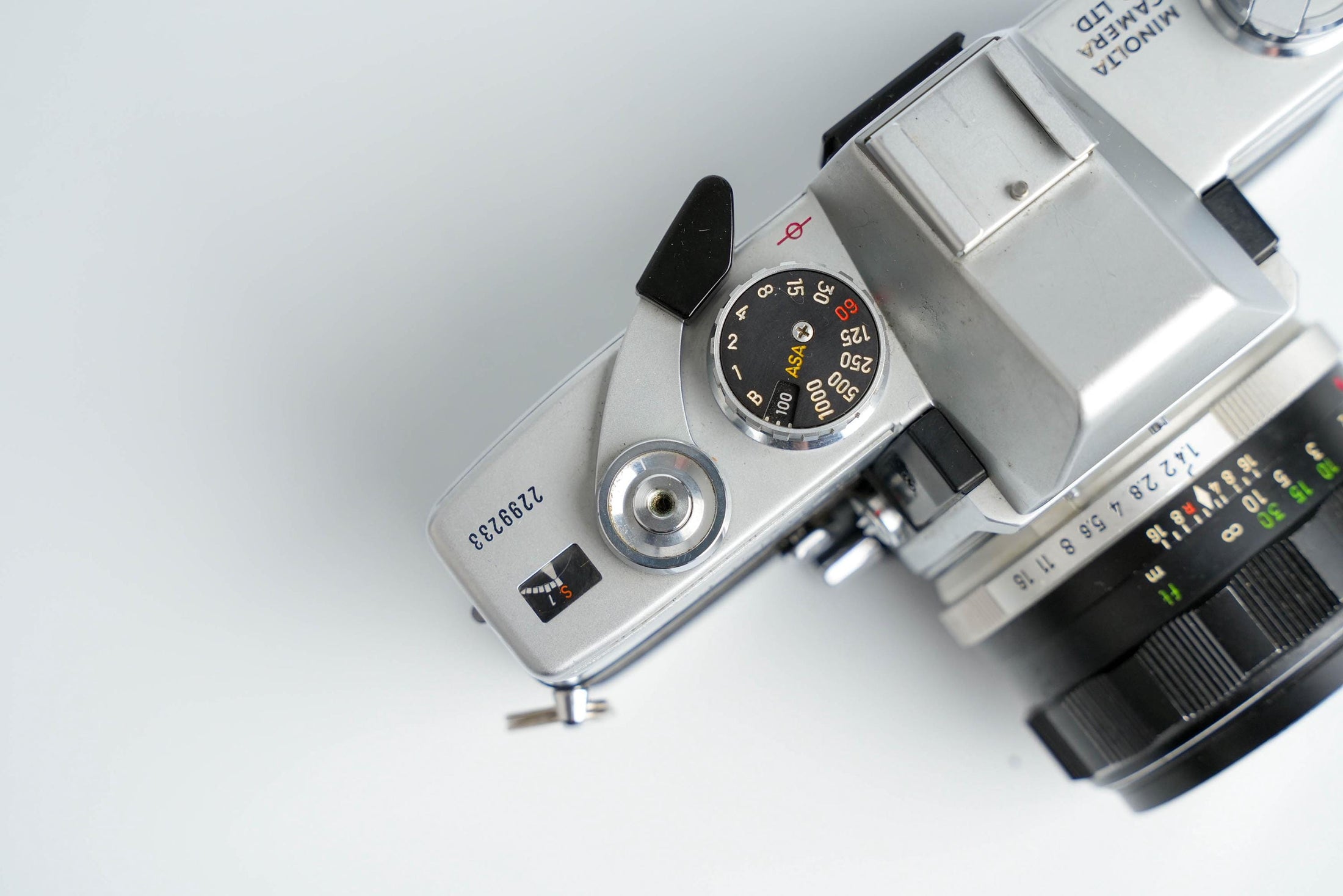 Minolta SRT-101 met Mc Rokkor-PF 58mm f/1.4 – Iconische 35mm SLR in Topstaat