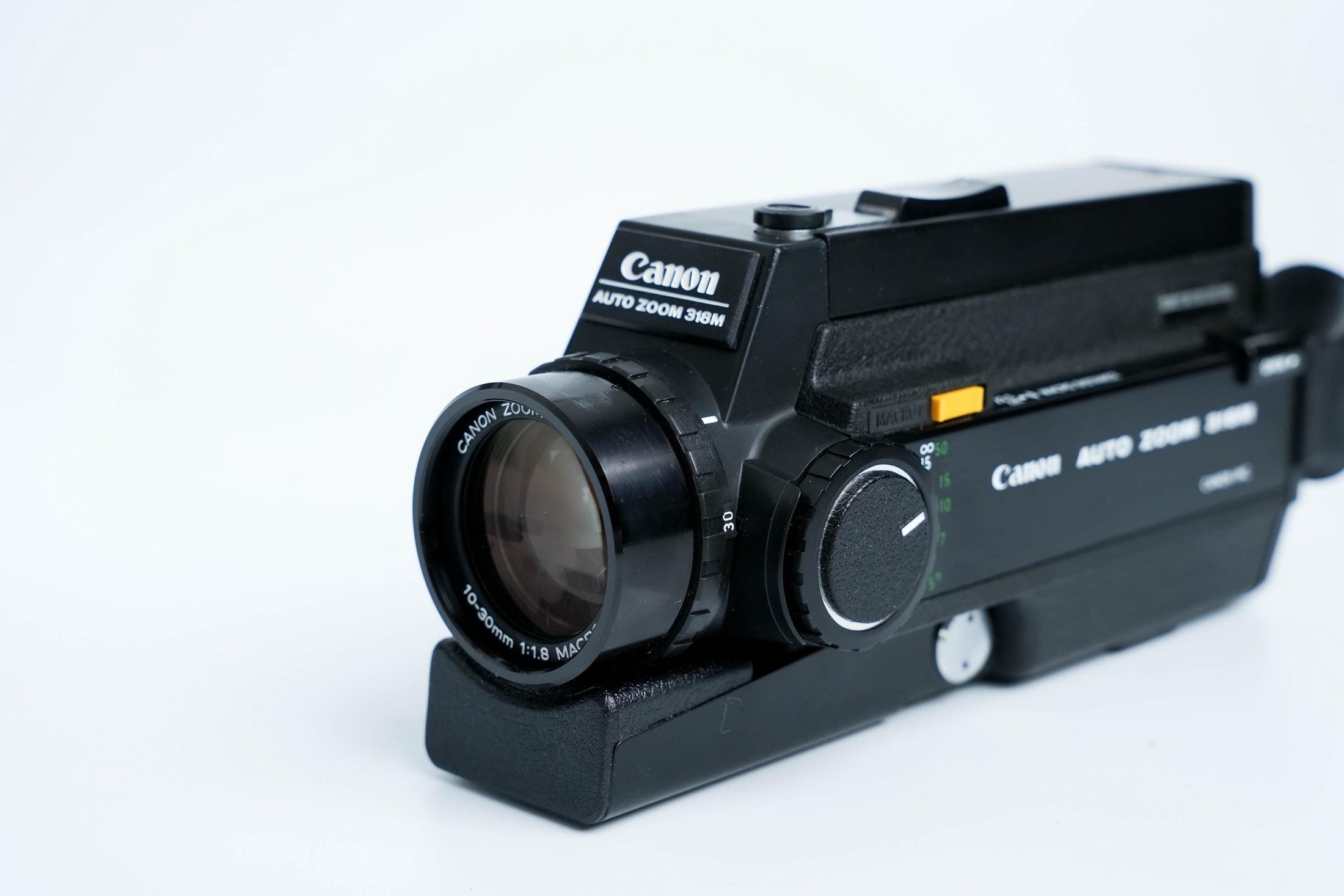 Canon Auto Zoom 318M – Vintage Super 8 Camera | Compleet & Werkend