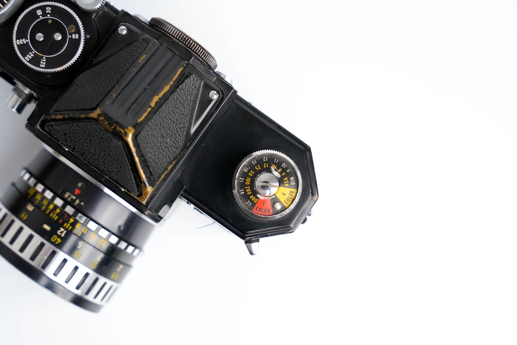 Edixa-mat Kadett – Mechanische Duitse SLR met Edixa Auto-Cassaron 50mm f/2.8 Lens