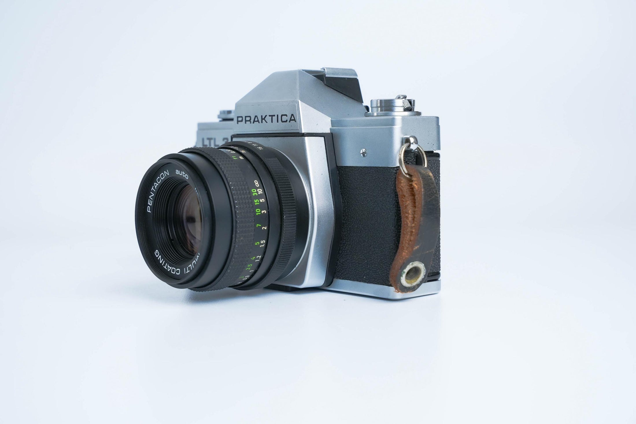 Praktica LTL 3 + Pentacon 50mm f/1.8 – Vintage 35mm Spiegelreflexcamera | Volledig Werkend