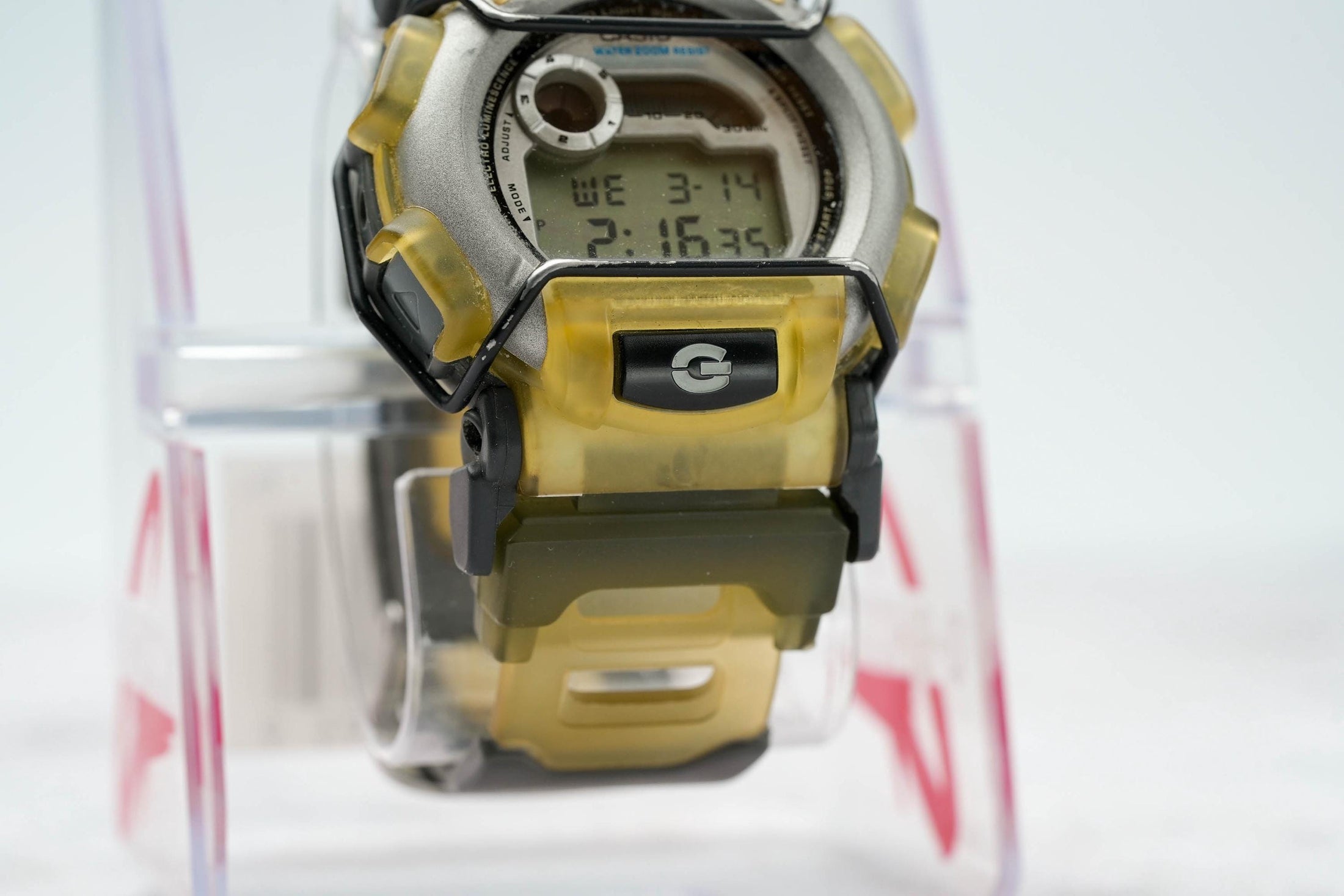 Casio G-Shock DW-003 QW-1647 – Robuuste Retro Kwaliteit uit de Jaren '90 by Unseend