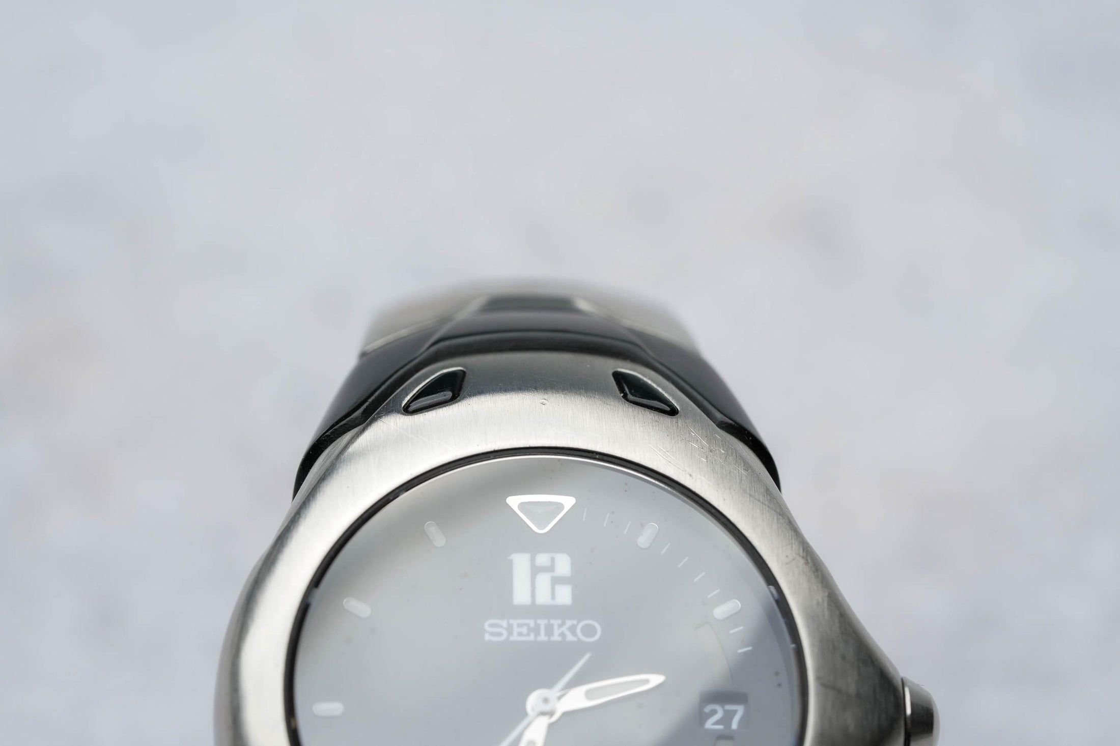 Seiko 5J22-0A70 – Innovatief Kinetic Auto Relay-horloge met Futuristisch Design by Unseend