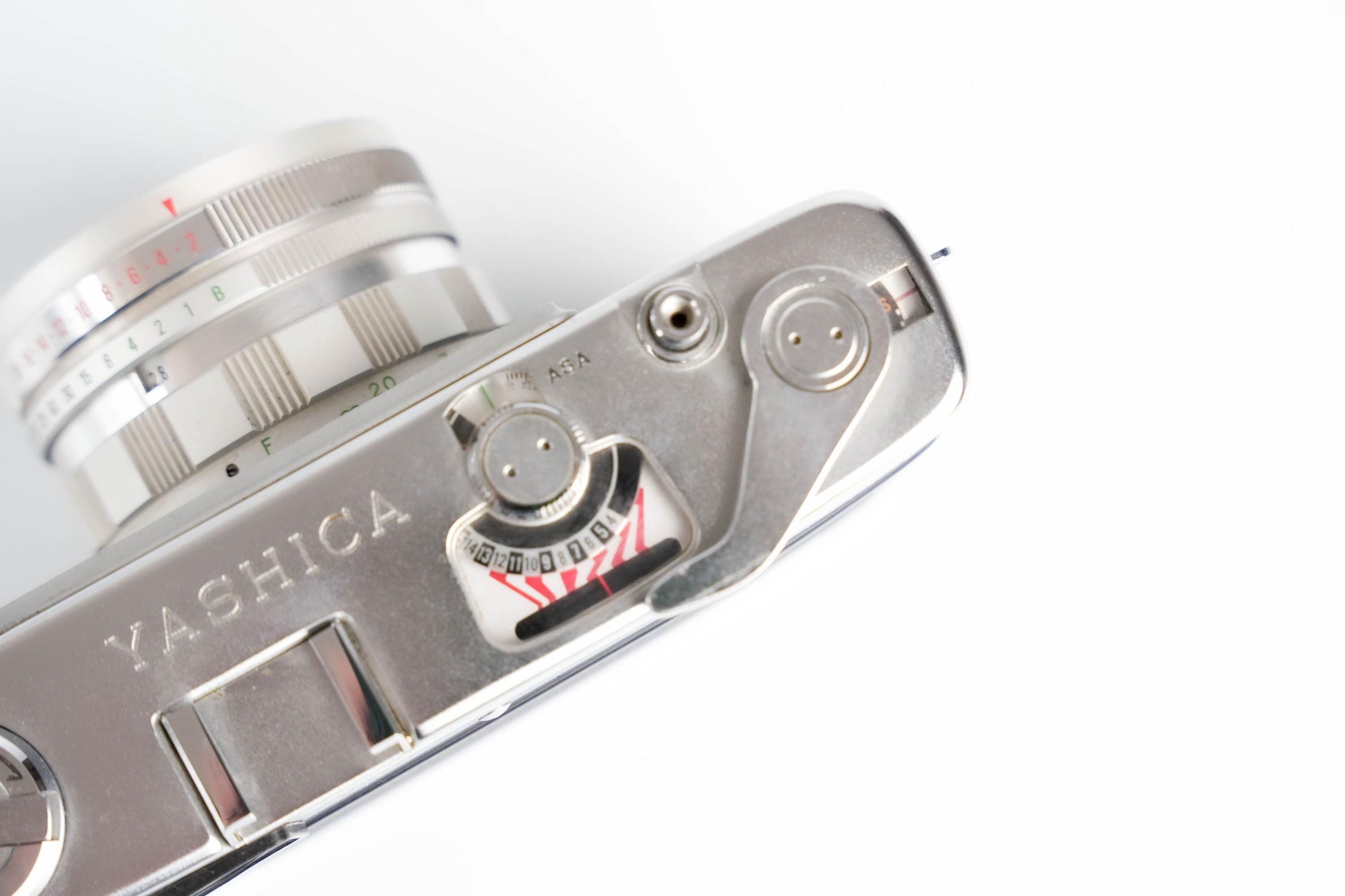 Yashica Minister III: Klassieke Meetzoekercamera in Uitstekende Staat
