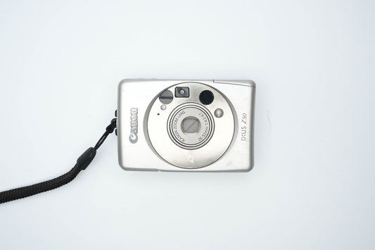 Canon Ixus Z50 Compact Camera - Vintage Point and Shoot voor APS-film