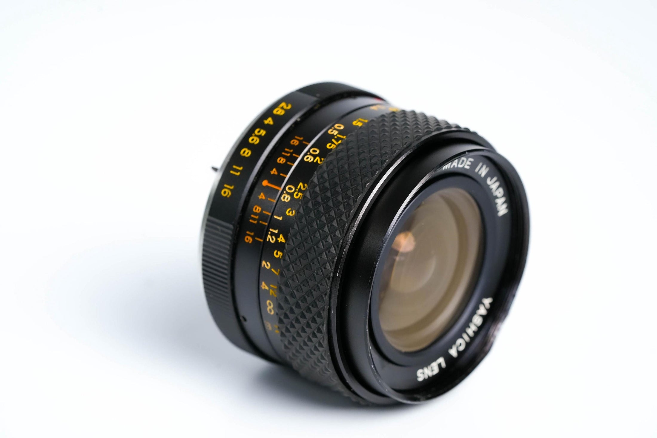 Yashica DSB 28mm f/2.8 – Vintage Groothoeklens voor Contax/Yashica Mount