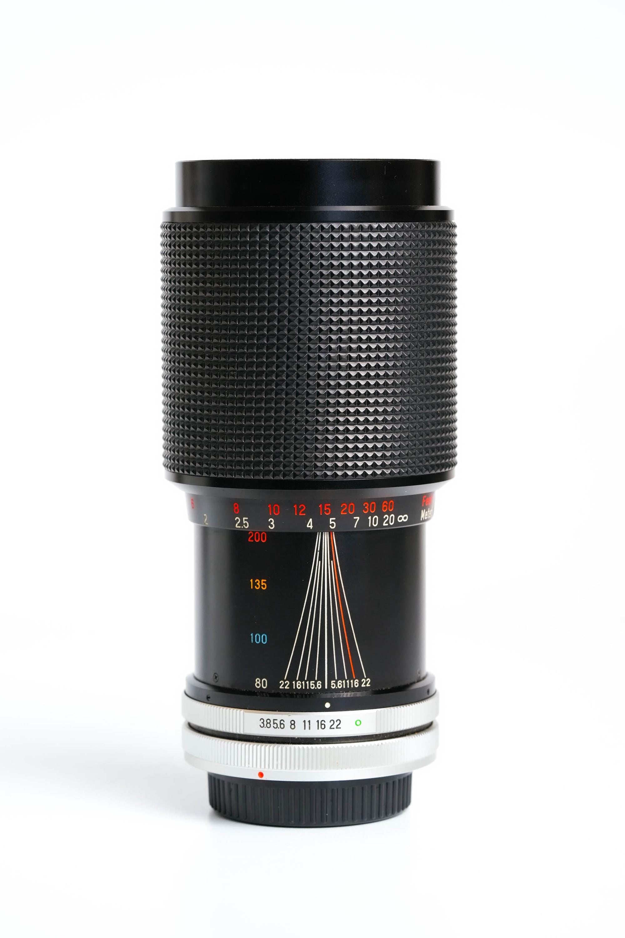 Panagor PMC 80-200mm f/3.8 Telezoomlens – FD-mount – Vintage Japanse Kwaliteit