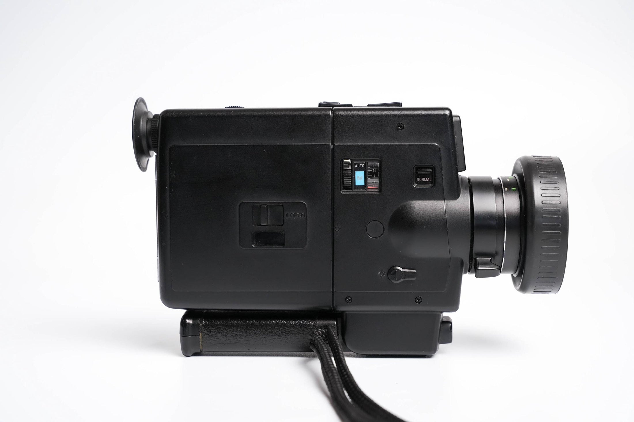 Minolta XL401 – Super 8 Camera | Volledig Werkend