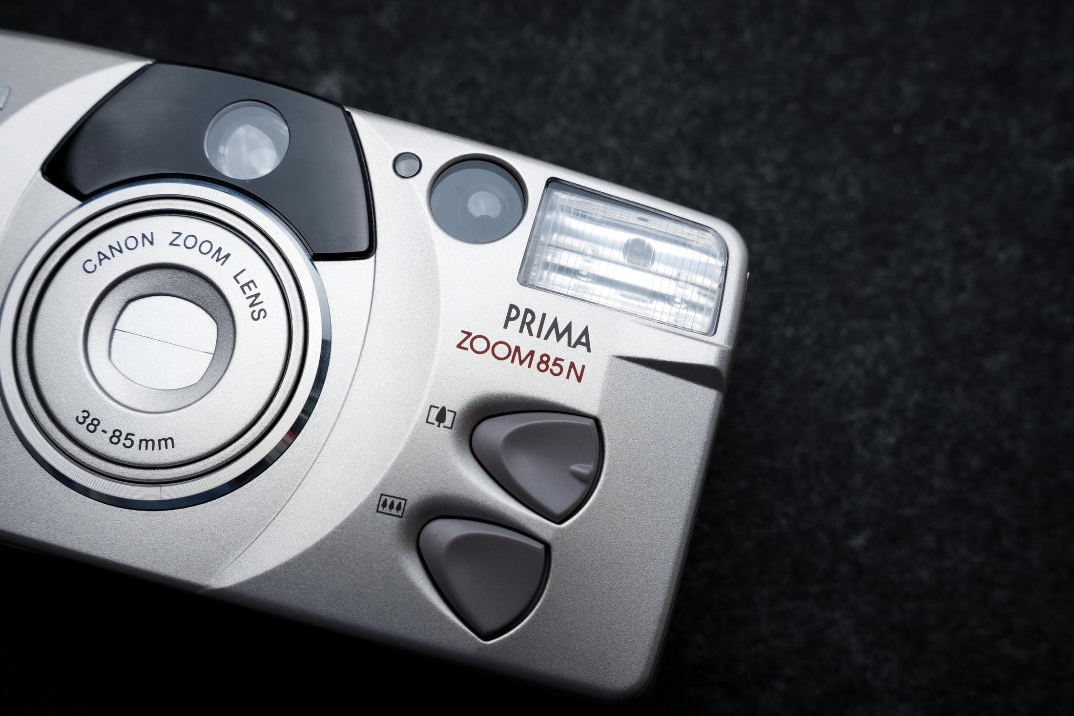 Canon Prima Zoom 85N + gratis 35mm film – 35mm point-and-shoot camera – 1998 – nieuw in doos, old stock