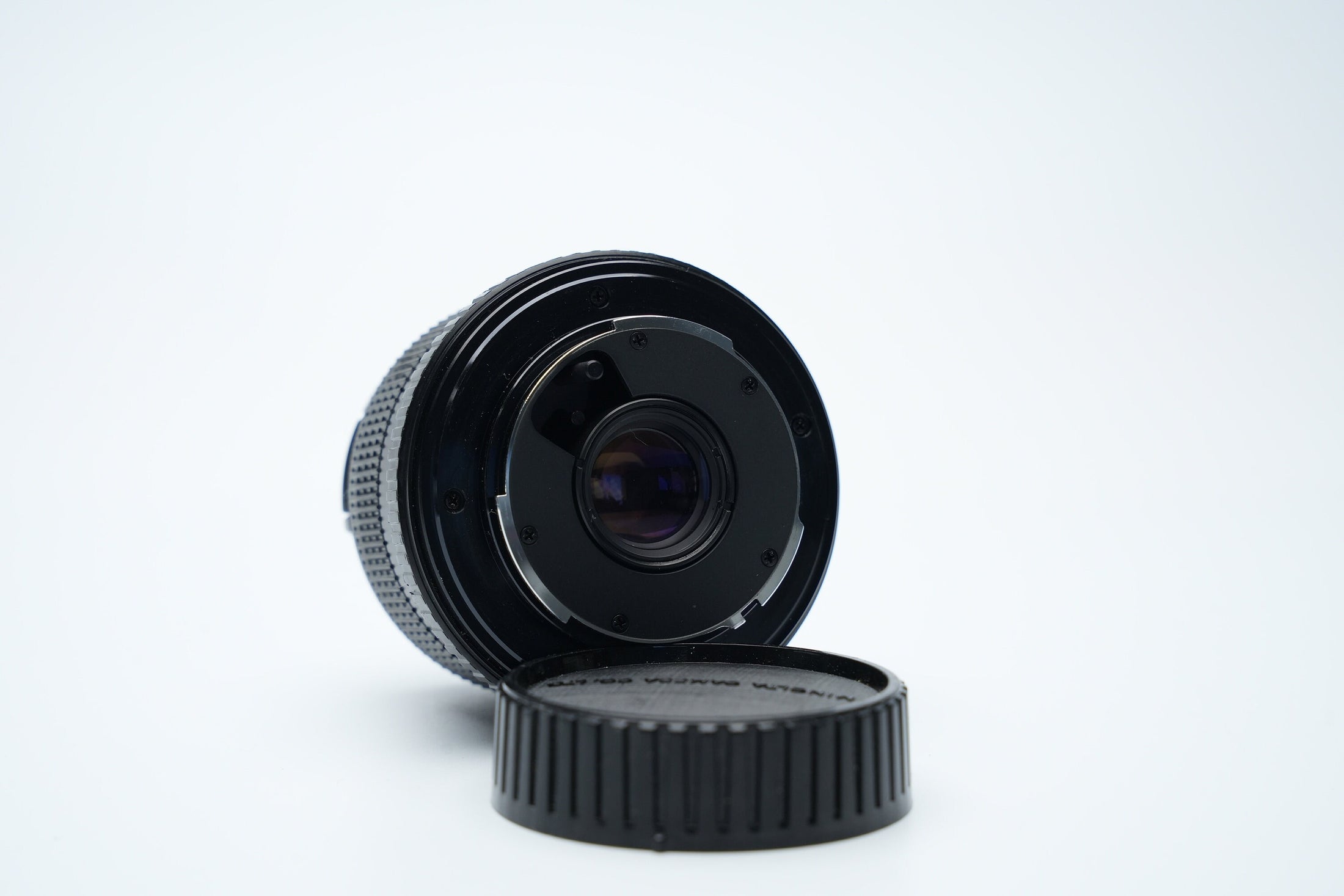 Minolta MD W.Rokkor 28mm f/2.8 Vintage Groothoeklens – Ideaal voor Landschaps- en Straatfotografie