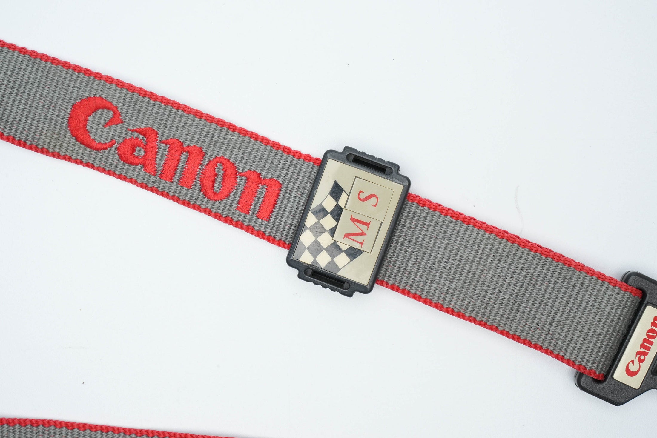 Vintage Canon cameraband grijs met rood | Vintage cameraband | Canon jaren 80