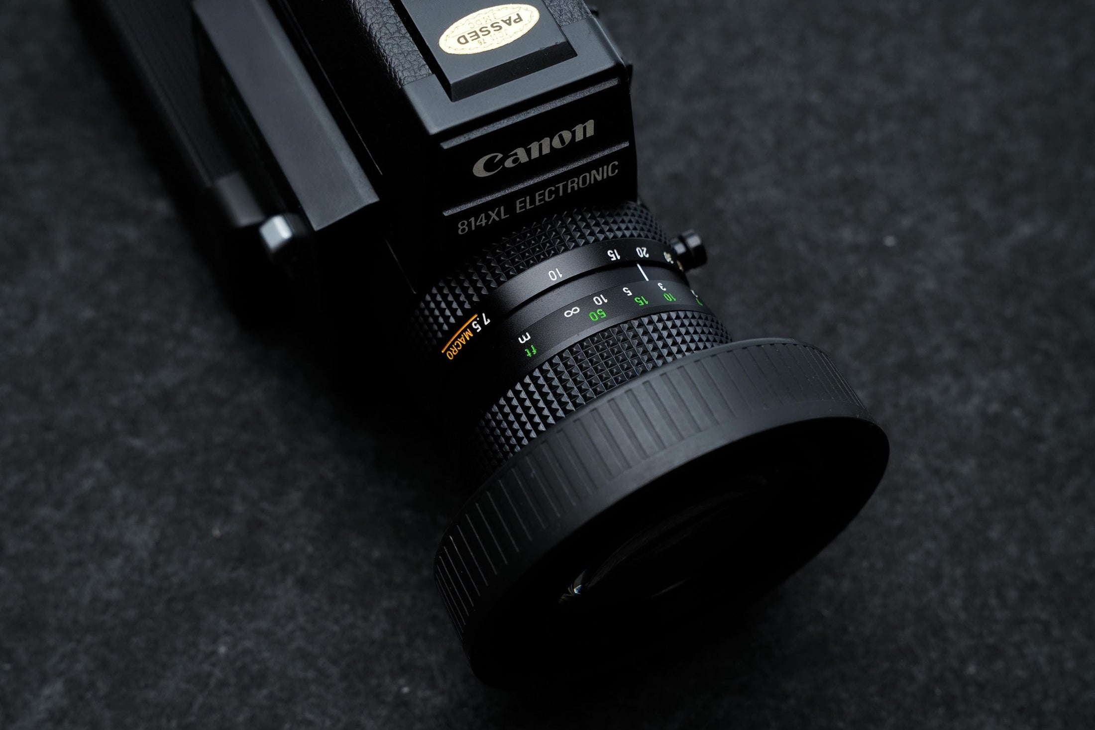 Canon 814XL Electronic – Super 8 Camera – 1977 – Zwart – Macro Zoom – Voor filmmakers & verzamelaars – XL-opnamen – Professioneel model