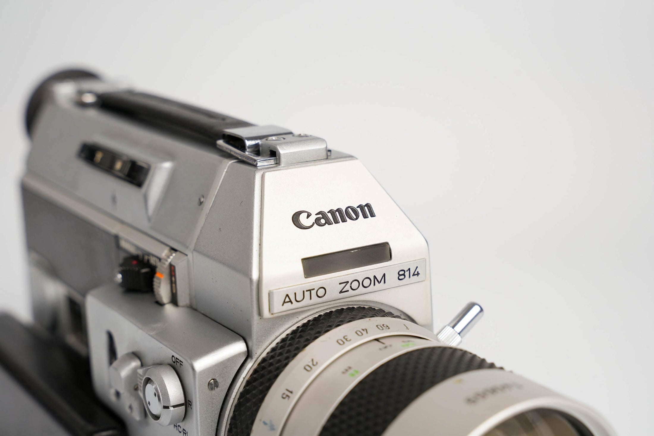 Canon Auto Zoom 814 Super 8 Camera – f/1.4 Lens (7.5-60mm), Volledig Werkend