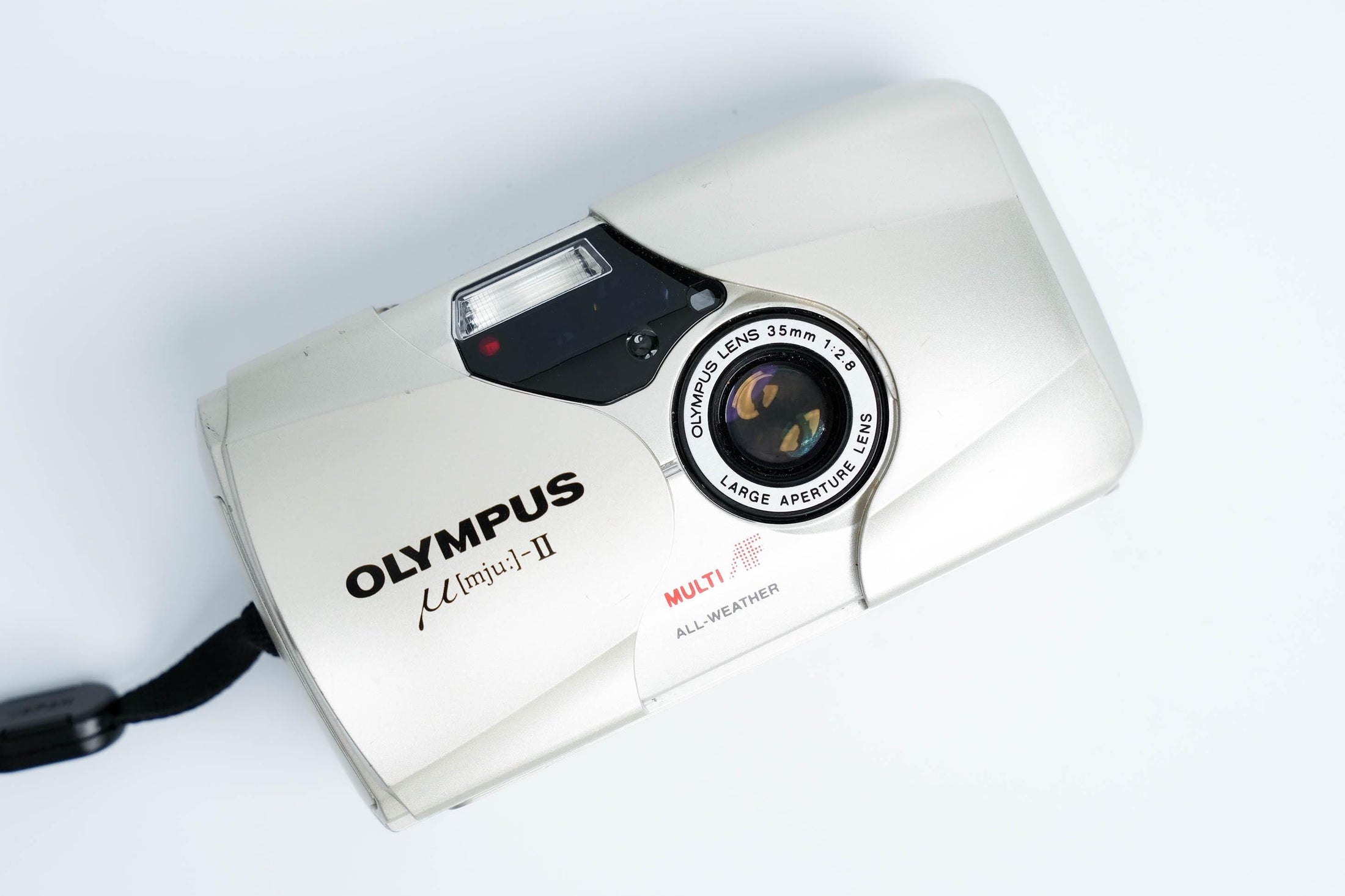 Olympus Mju-II (µ[mju:]-II) + gratis Kodak Gold Film (volledig werkende camera)