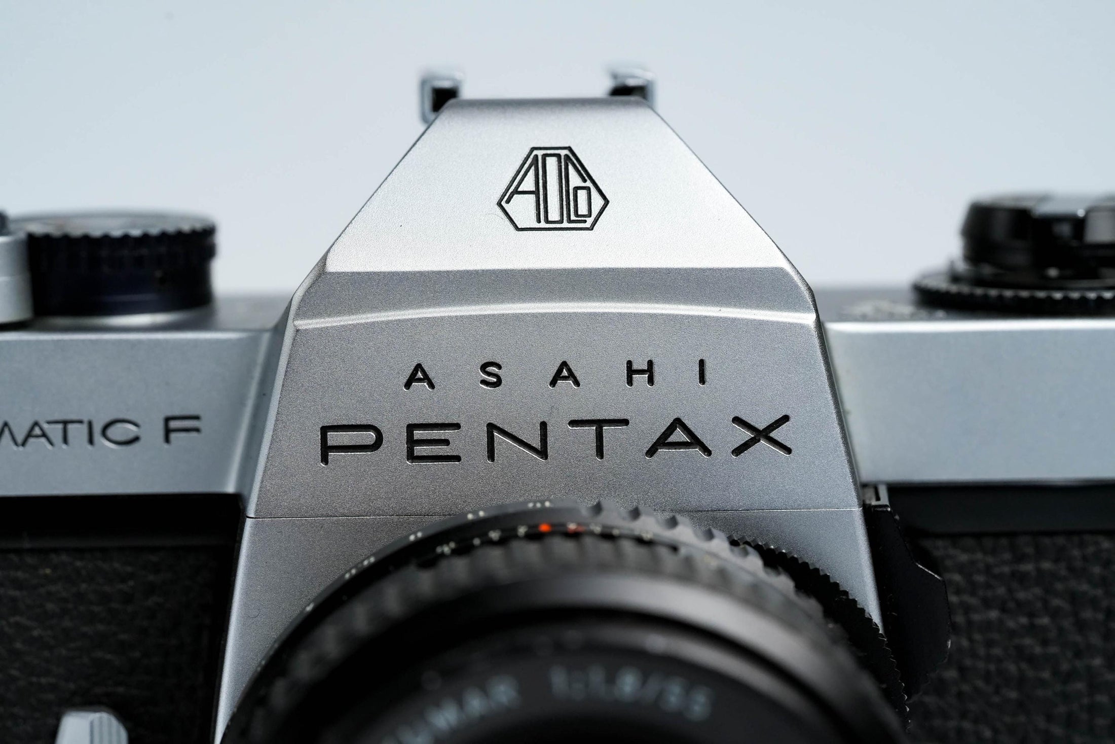 Pentax Spotmatic F + SMC Takumar 55mm f/1.8 – Volledig werkend + gratis 35mm film