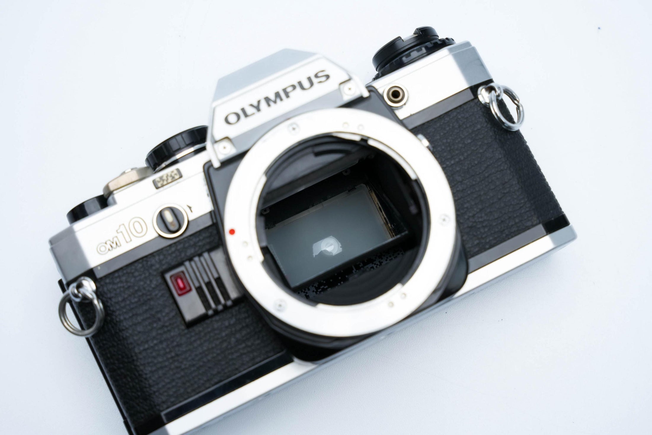 Olympus OM-10 – Zuiko 50mm f/1.8 + Gratis Kodak Gold 35mm Film