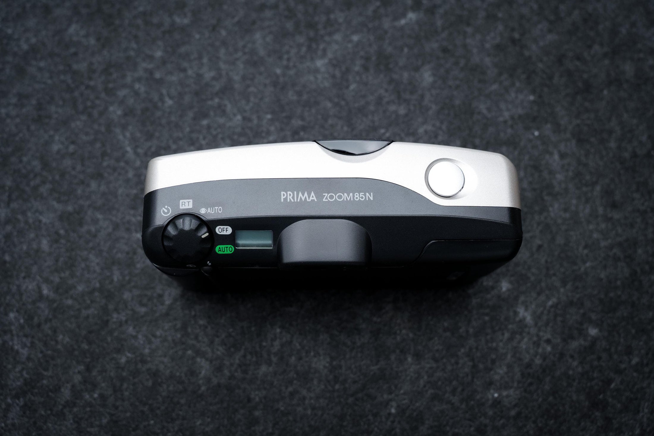 Canon Prima Zoom 85N + gratis 35mm film – 35mm point-and-shoot camera – 1998 – nieuw in doos, old stock