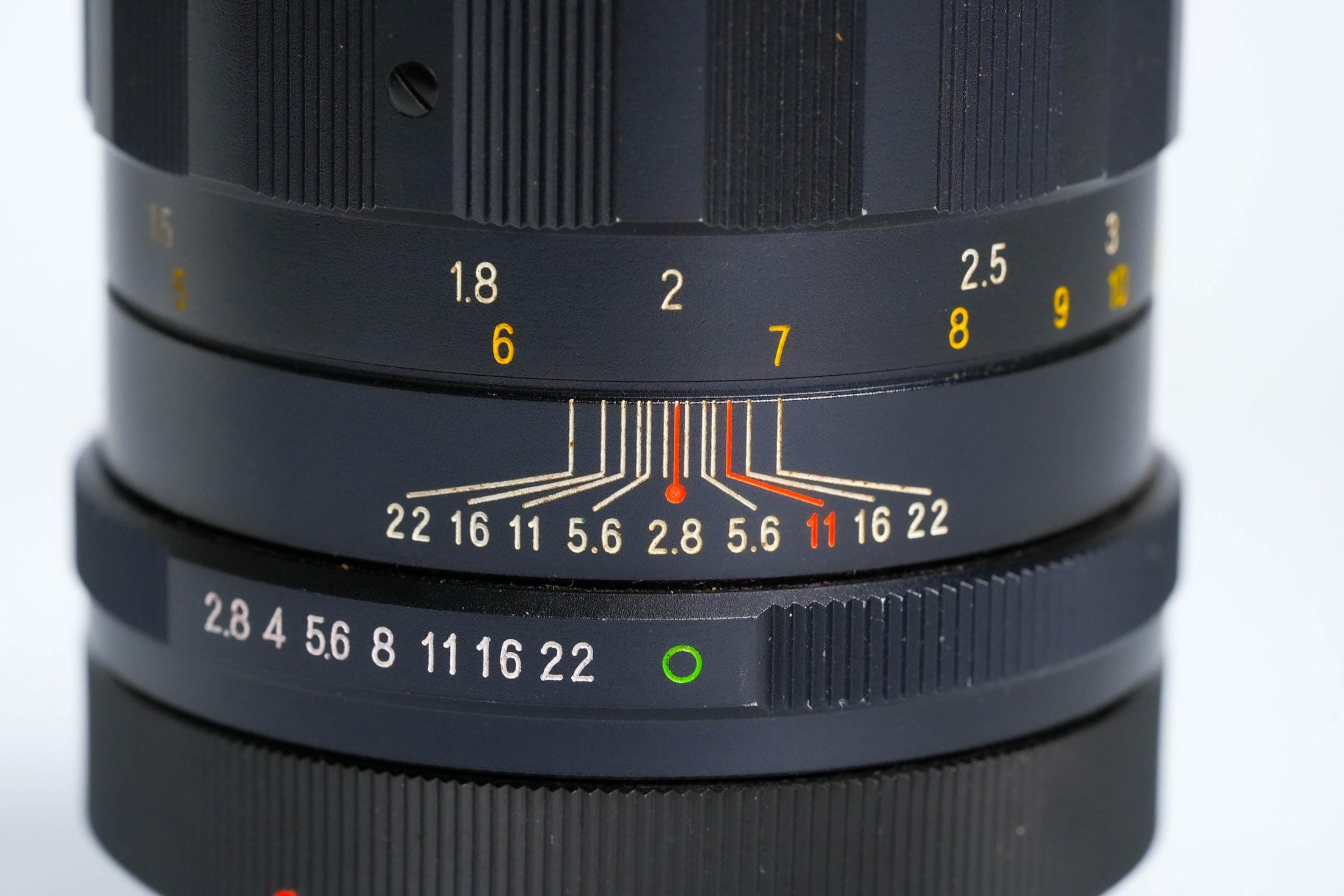 Tokina 135mm f/2.8 – Vintage Telelens voor Canon FD
