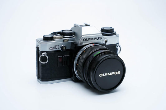 Olympus OM-10 – Olympus G.Zuiko 50mm f/1.4 + Gratis Kodak Gold 35mm Film