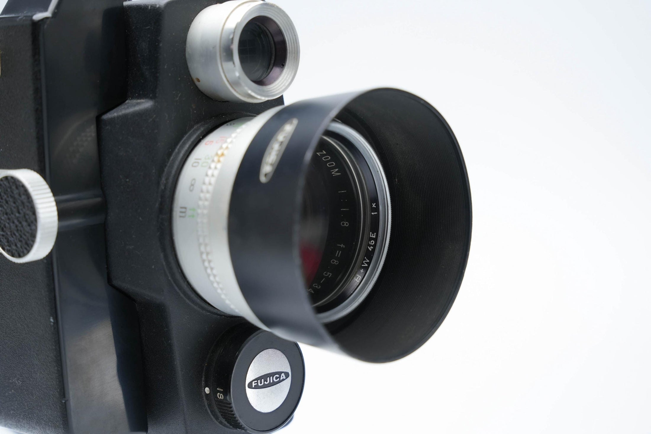 Fujica Single-8 Z2 met Motor Zoom Attachment – Vintage Super 8 Filmcamera