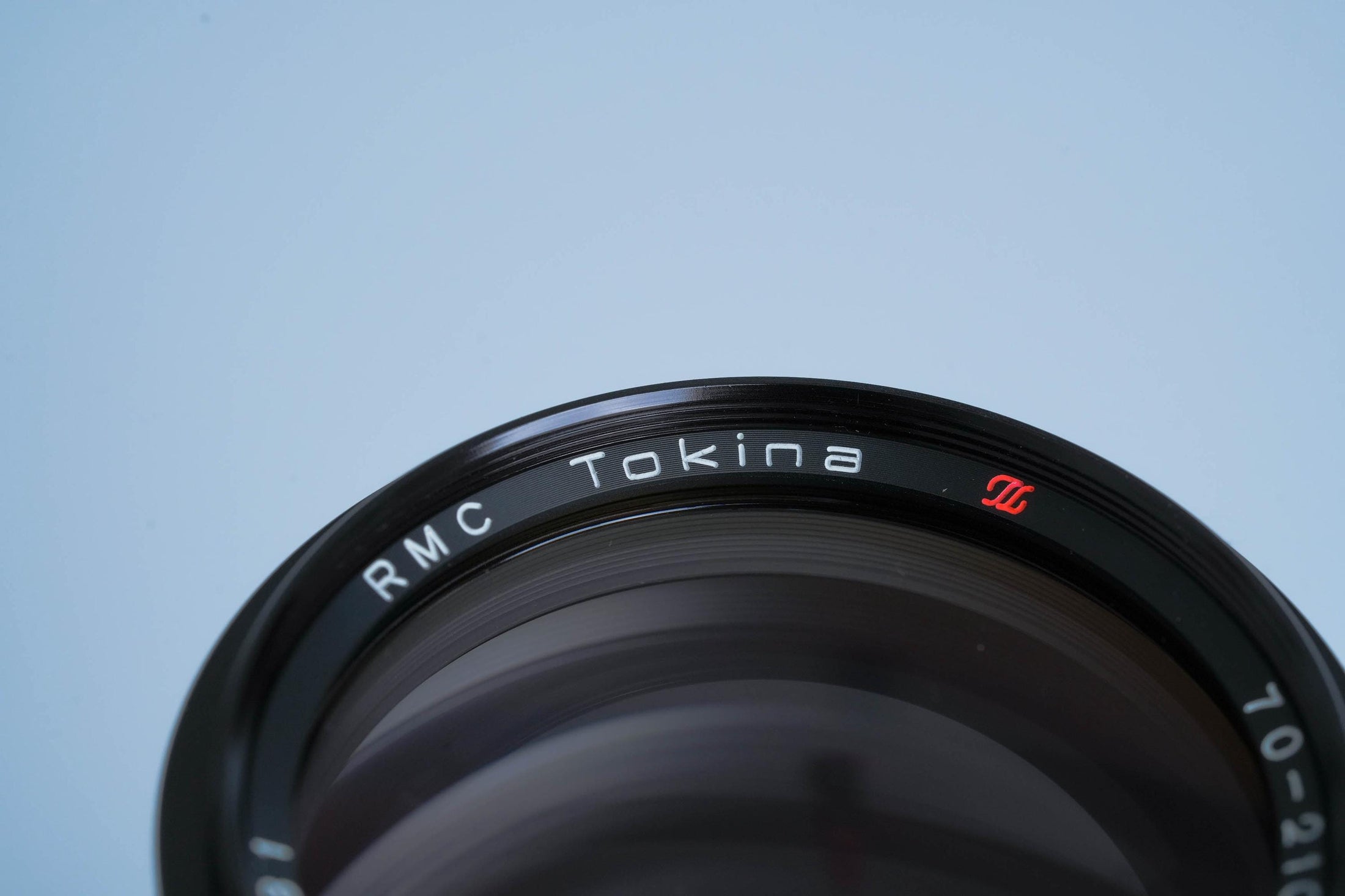 Tokina 70-210mm f/4 Telezoomlens (Minolta MD) – Vintage MF Lens | Volledig Werkend