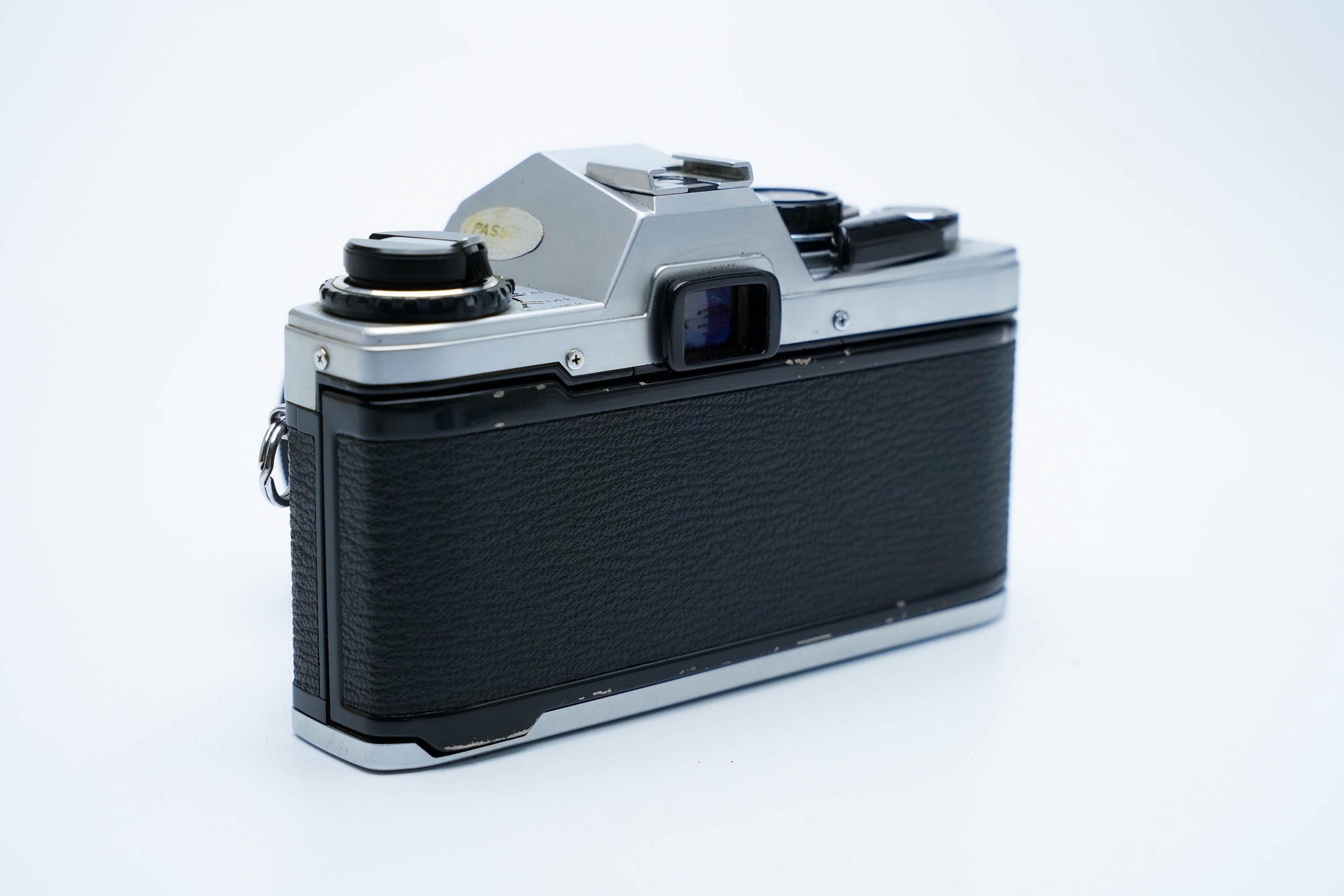 Olympus OM-10 – Zuiko 50mm f/1.8 + Gratis Kodak Gold 35mm Film