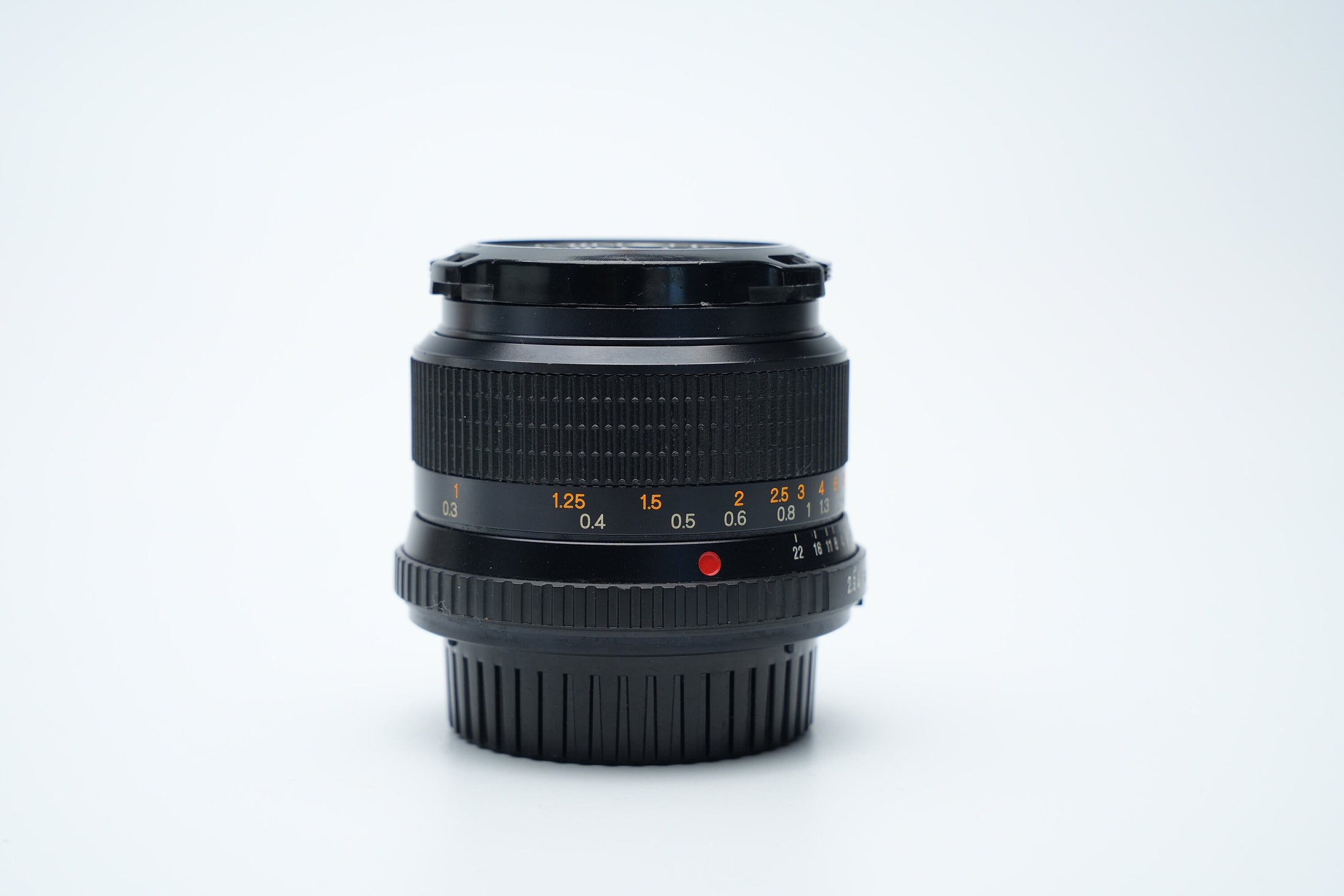 Minolta MD W.Rokkor 28mm f/2.8 Vintage Groothoeklens – Ideaal voor Landschaps- en Straatfotografie