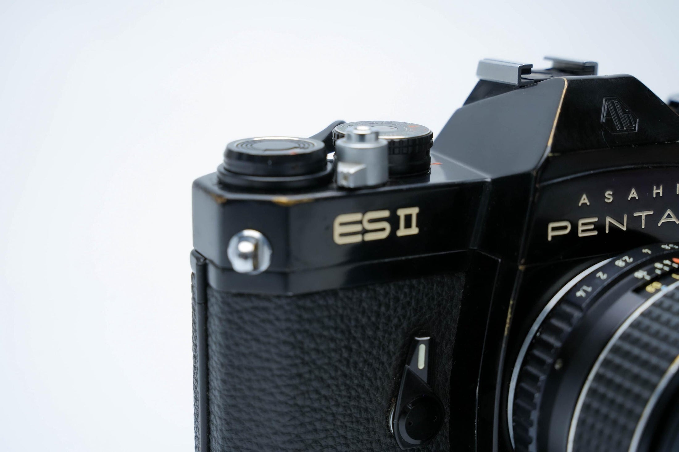 Pentax ES II + Takumar 50mm f/1.4 + Gratis Kodak Gold 35mm Film