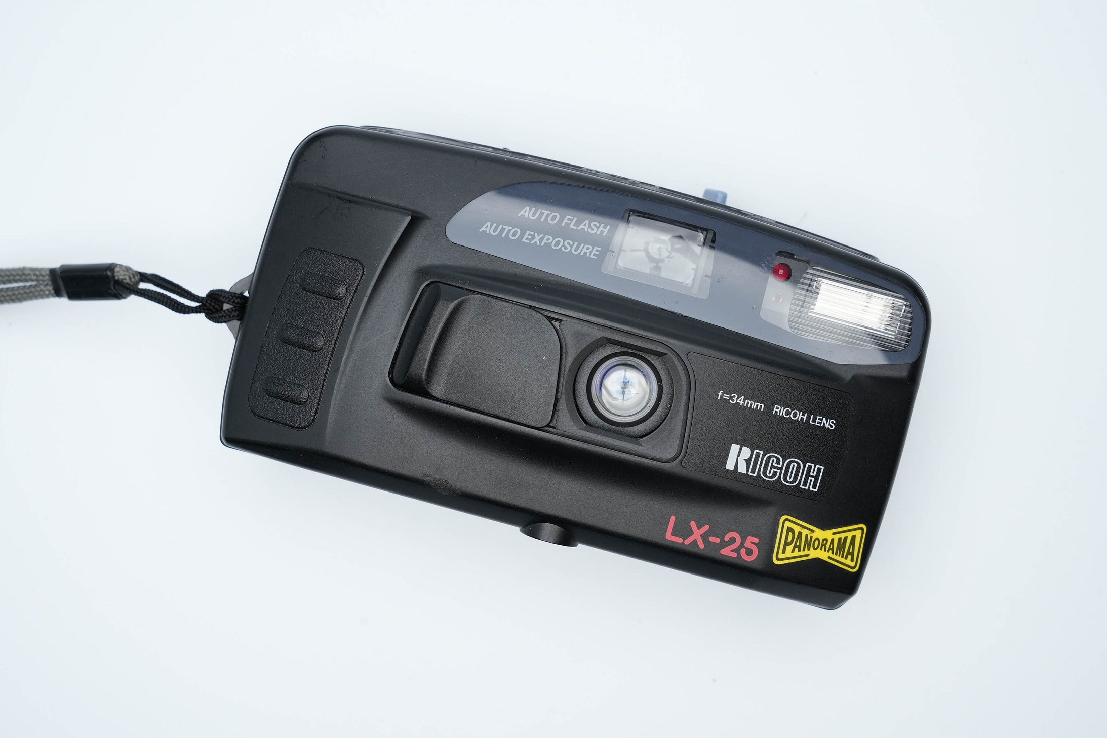 Ricoh LX-25 | vintage Point en Shoot camera