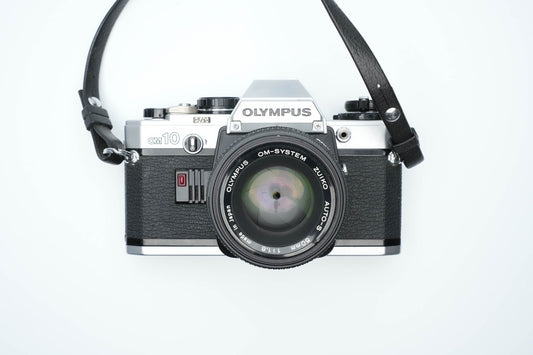 Olympus OM10 + 50mm f1.8 lens