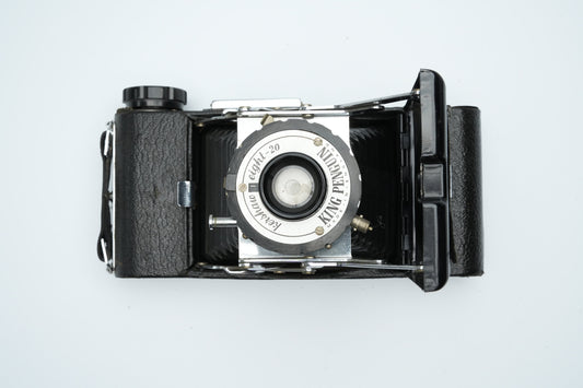 King Penguin Kershaw Eight-20 Vintage Camera - Unseend